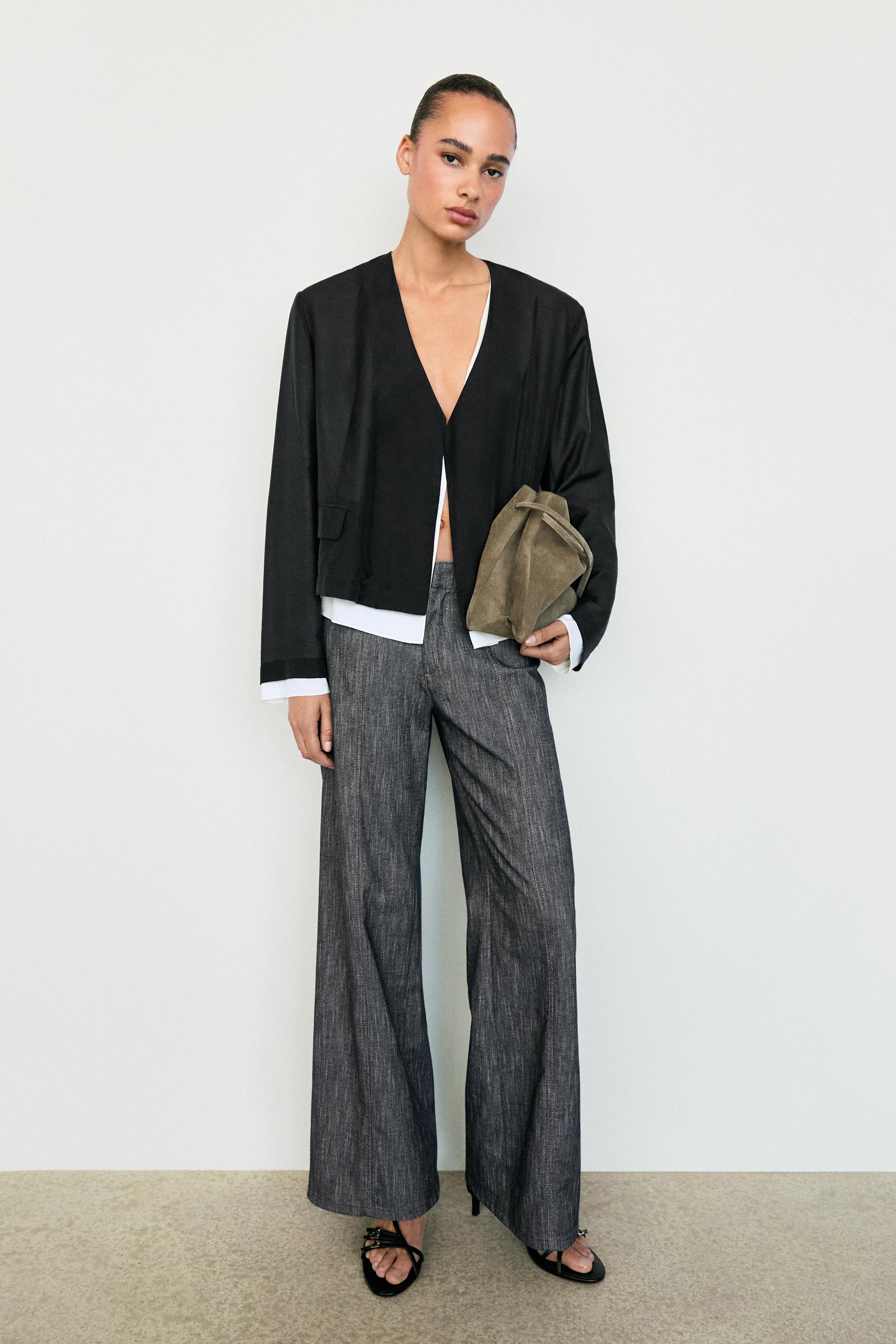 Contrast double jacket for a complete look — BLACK