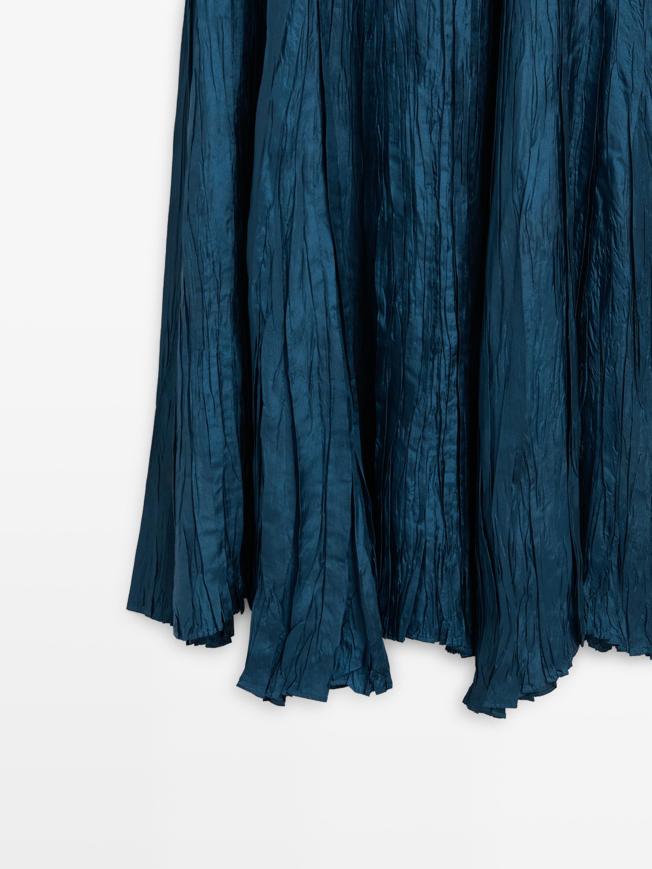 Robe longue plissée