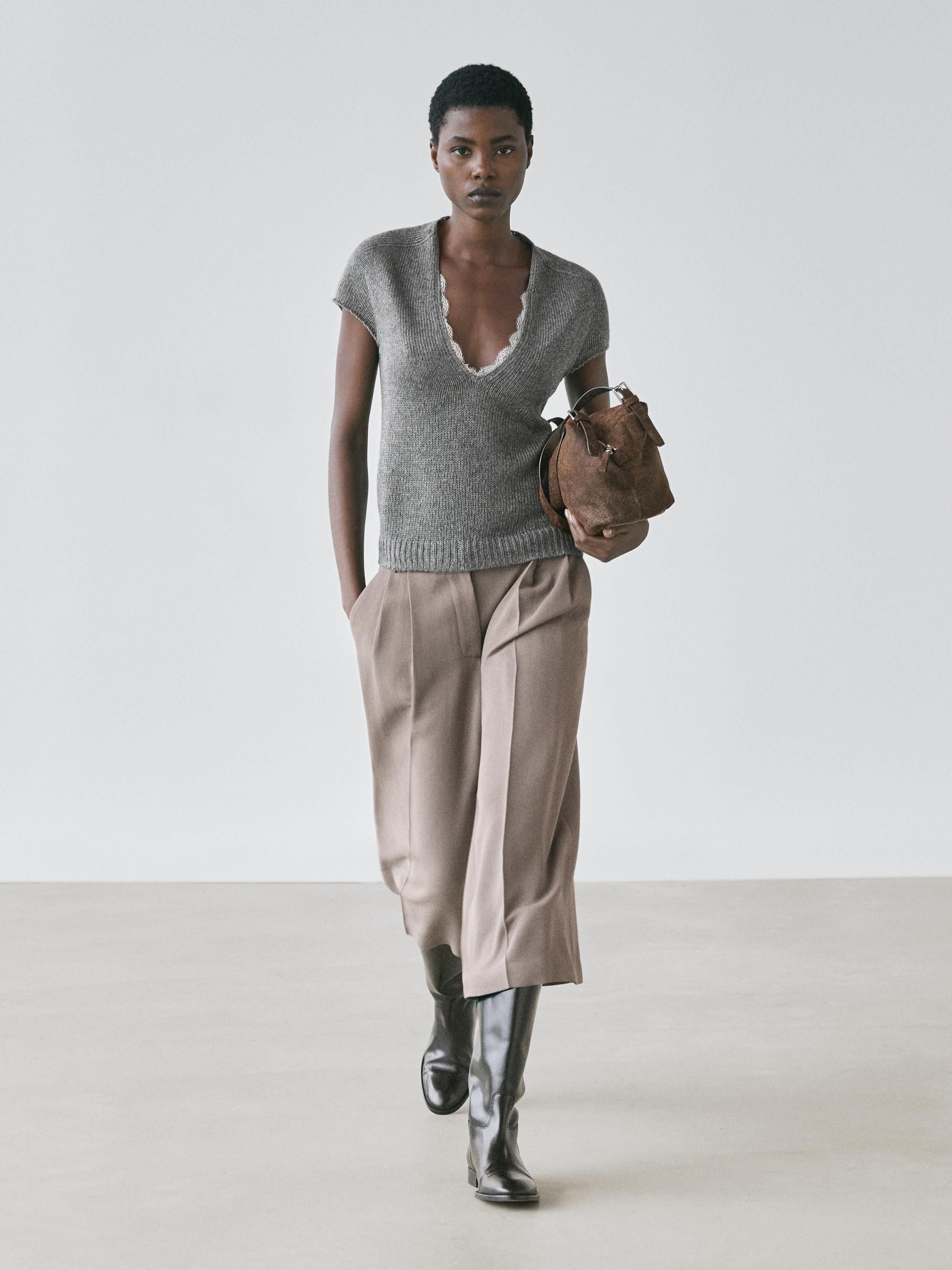 Strickpullover mit kurzen Ärmeln aus Spitze