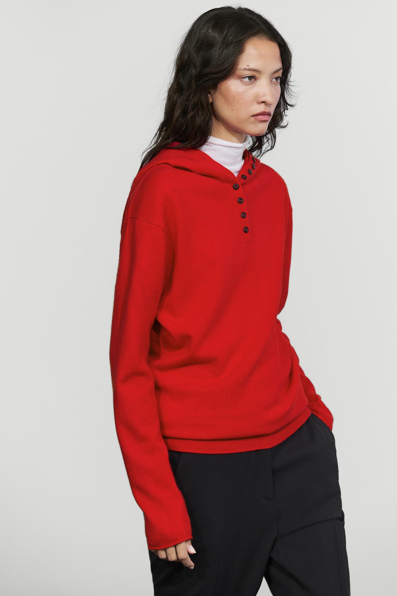 Hooded knit sweater with button detail — RED