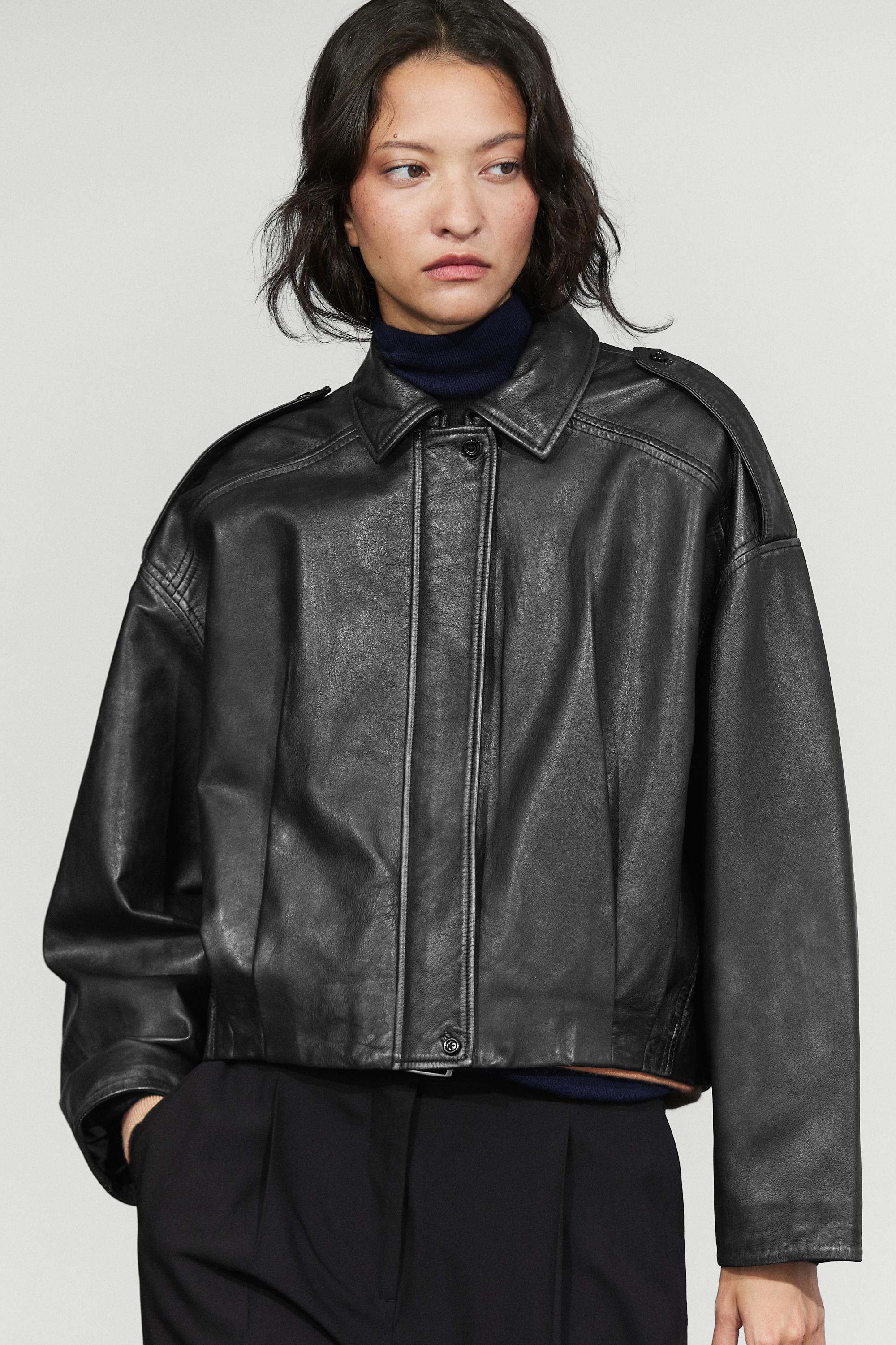 Veste bomber à col revers en cuir nappa · Kaki · Costumes | Massimo Dutti