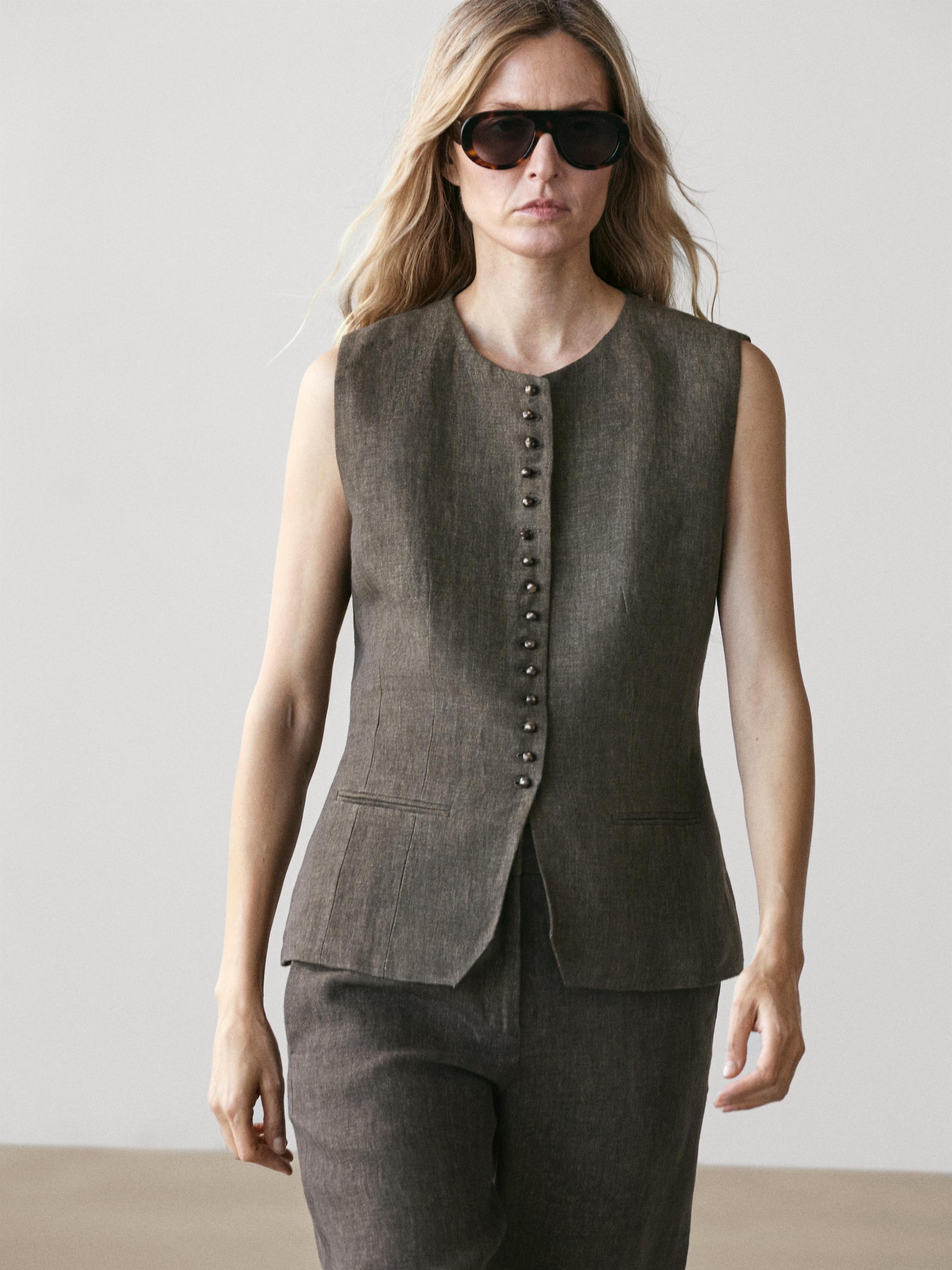 100% linen vest with button detail — Chocolate