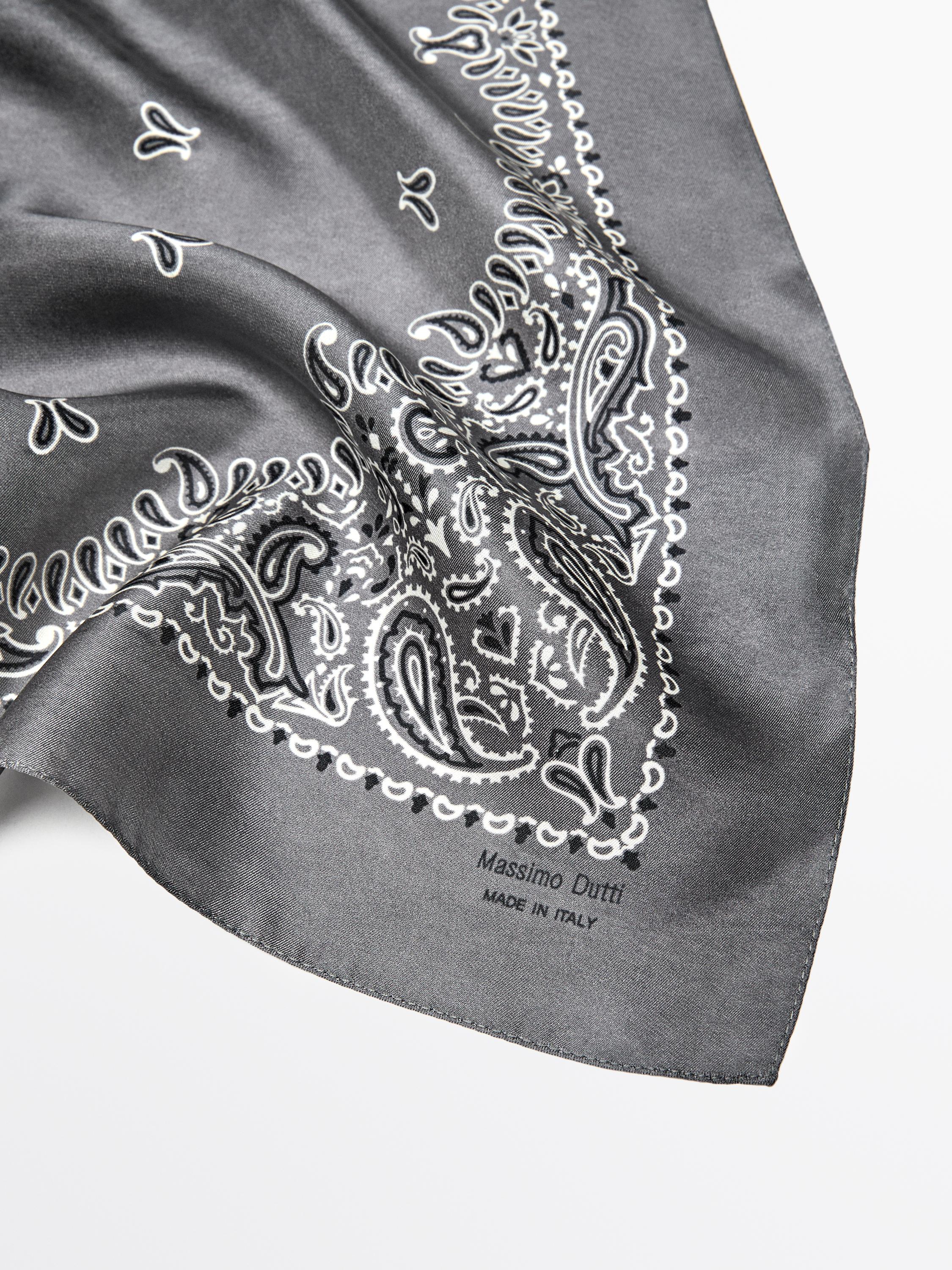 Paisley print scarf