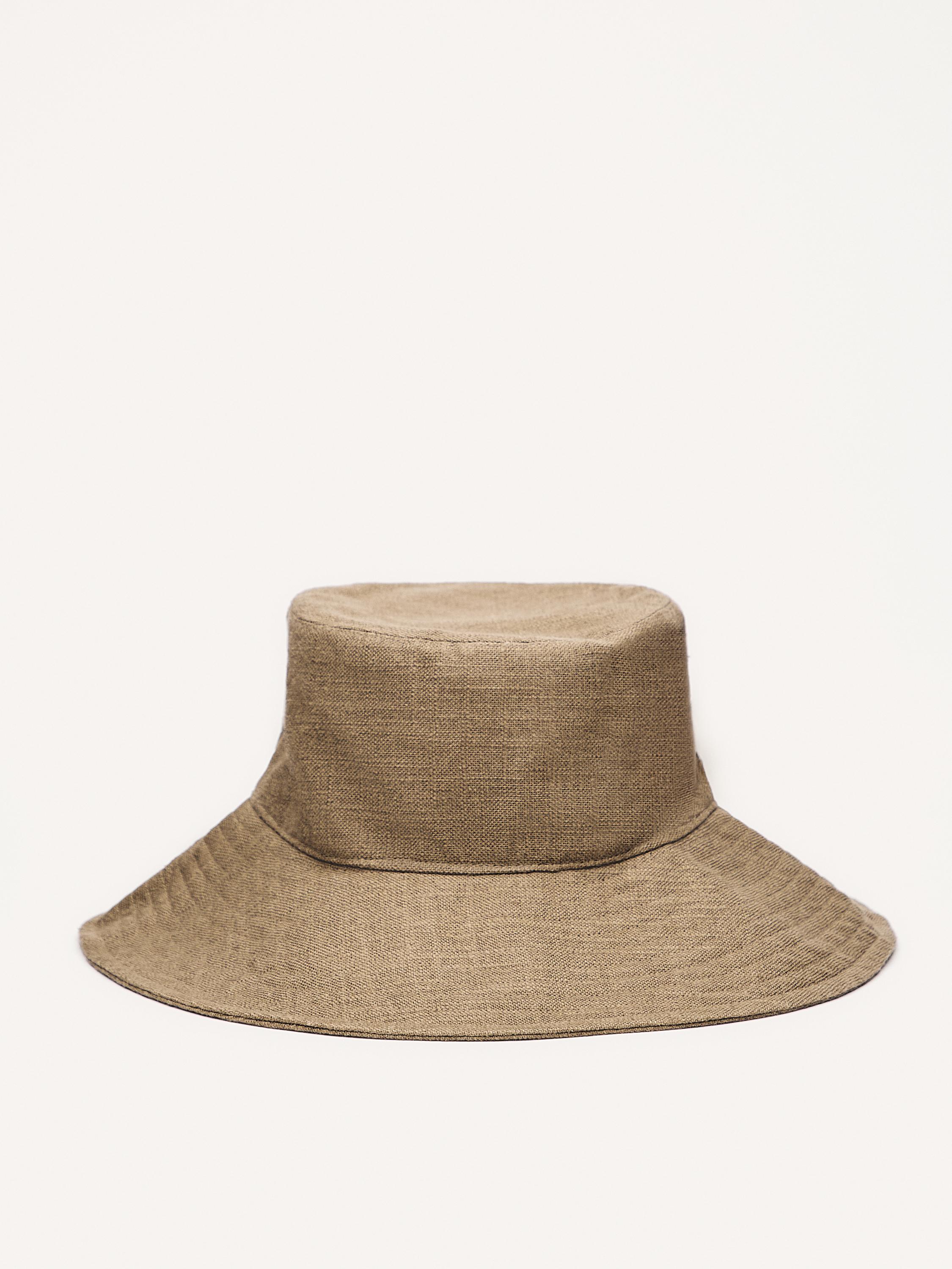 Bucket hat with bow