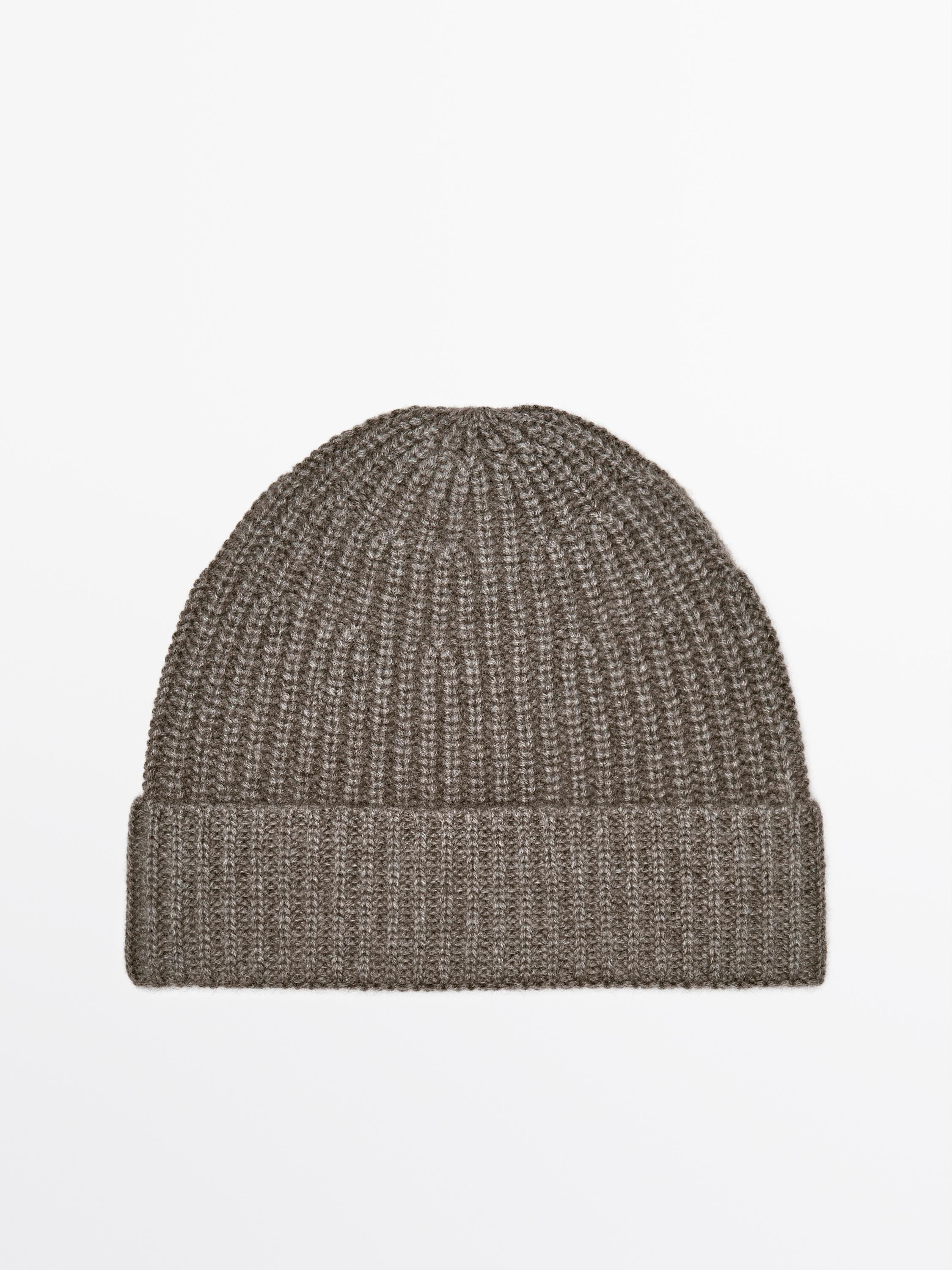Ribbed 100% cashmere beanie