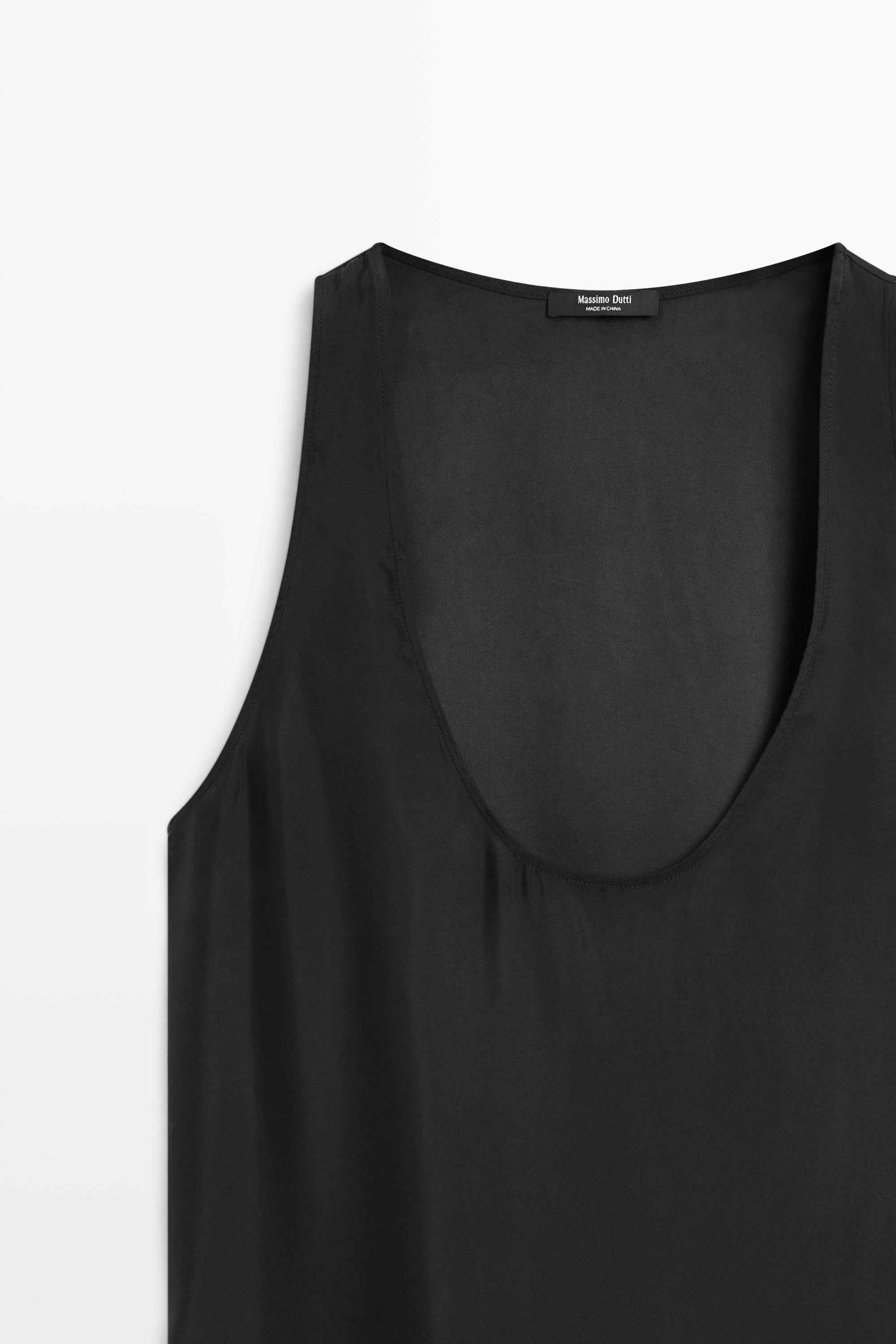 Flowing midi dress with round neckline — BLACK