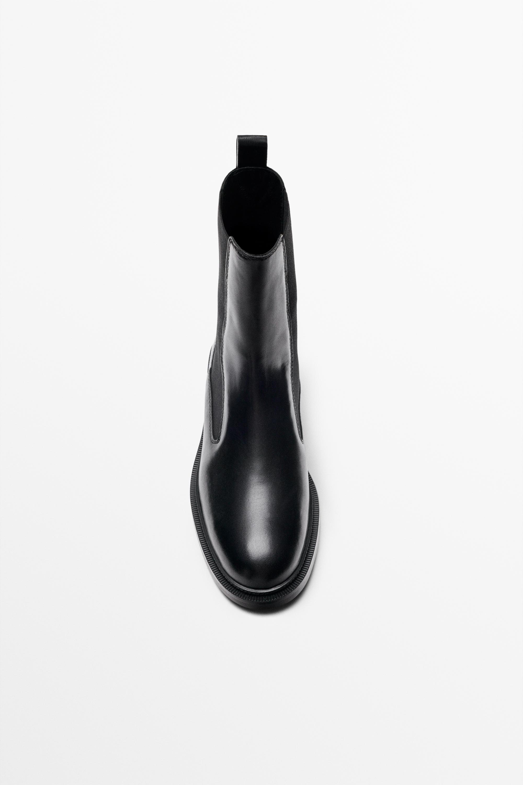 Flat leather Chelsea ankle boots · Black · Flatâ Ankleâ Boot