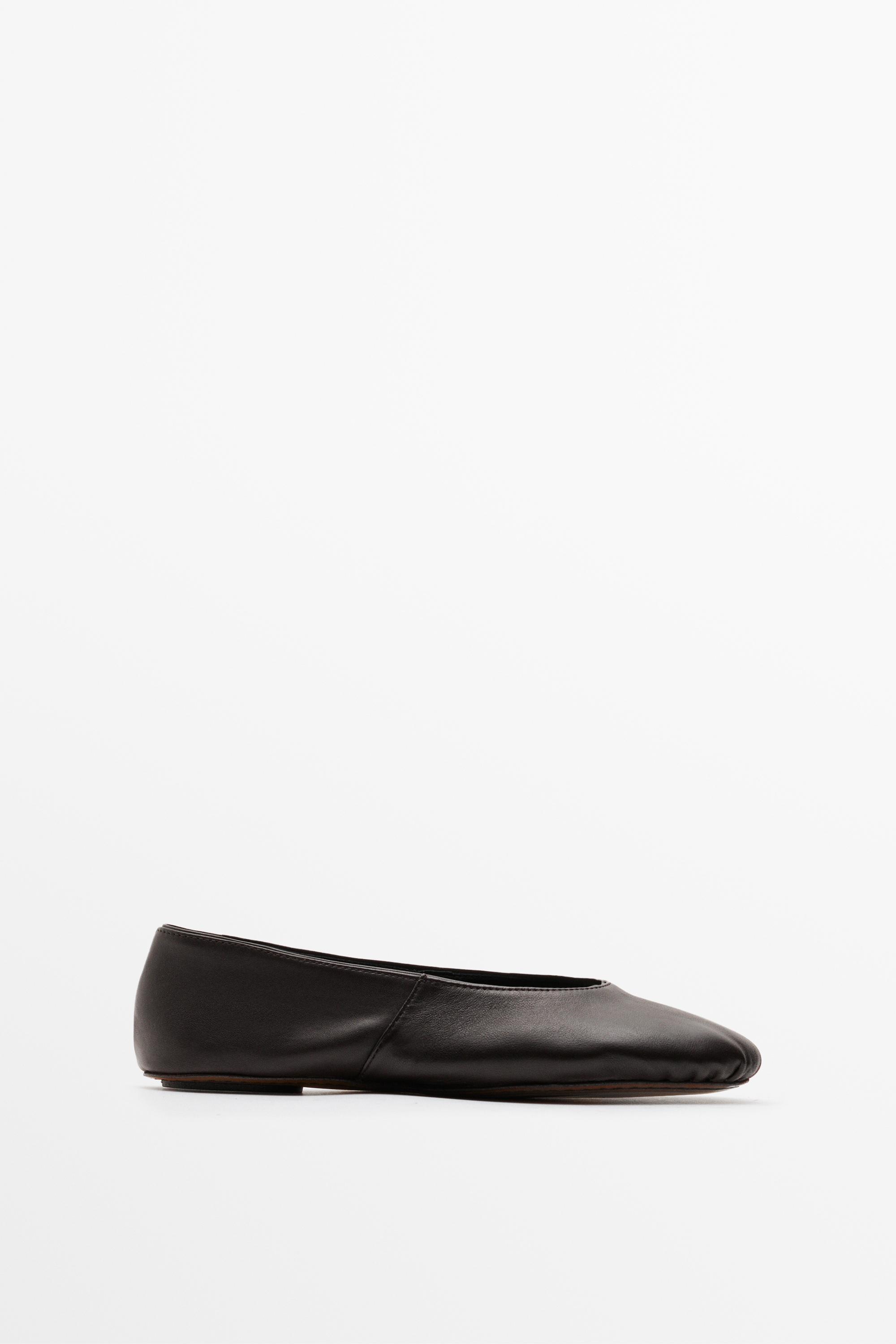 Soft leather ballet flat