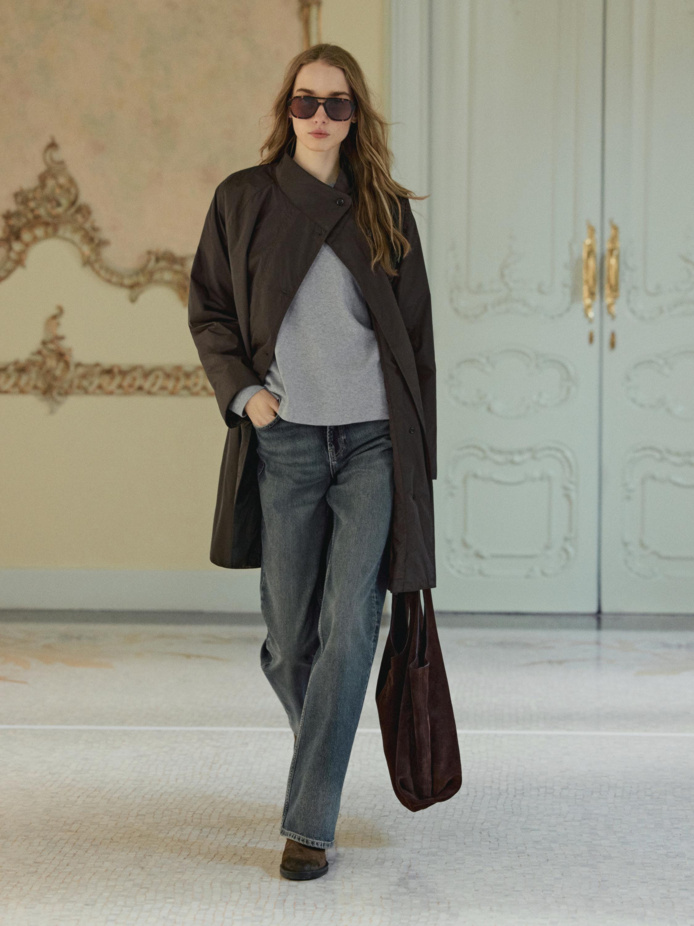 Long puffer jacket — BROWN