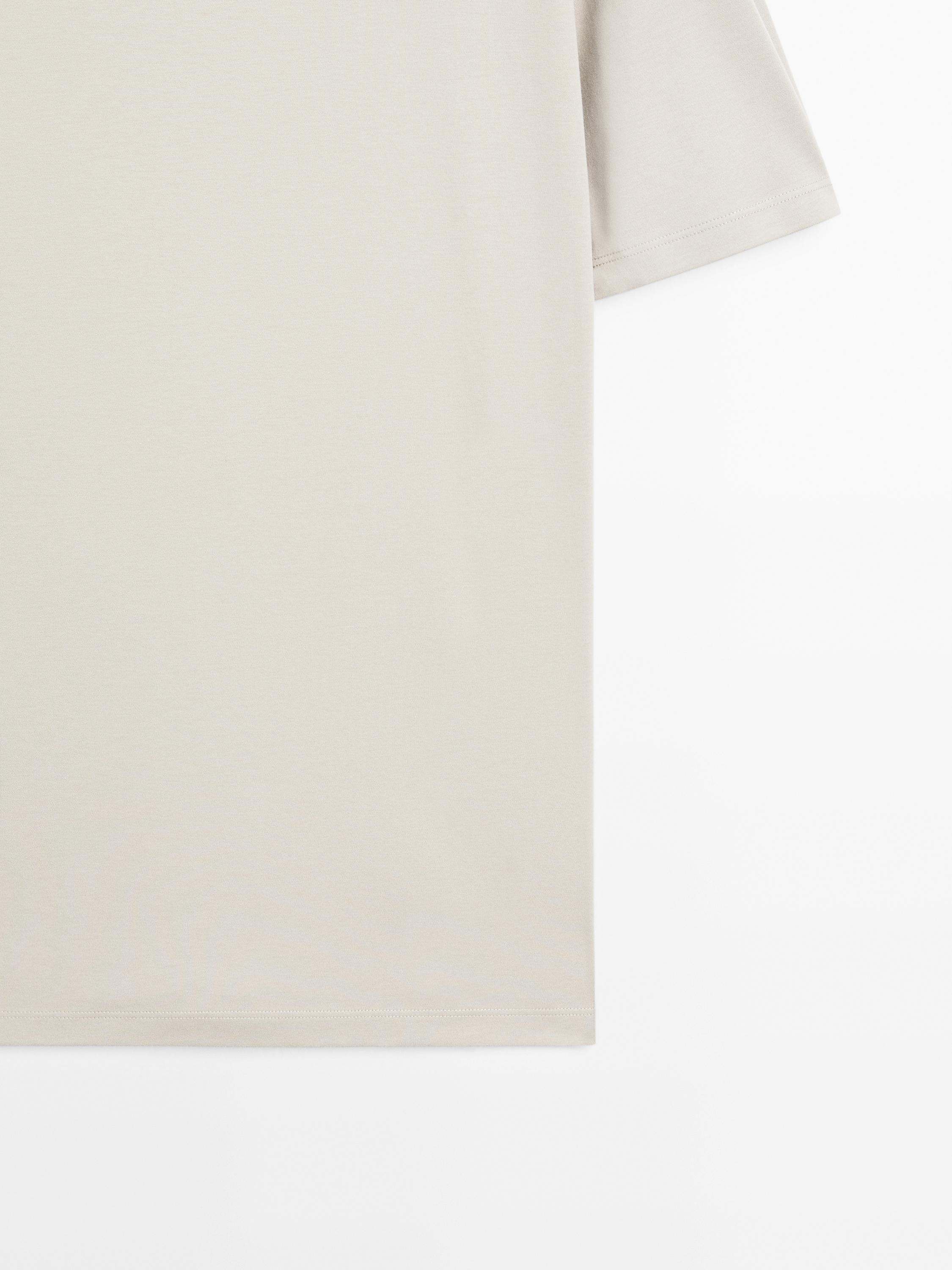 Short sleeve cotton blend T-shirt