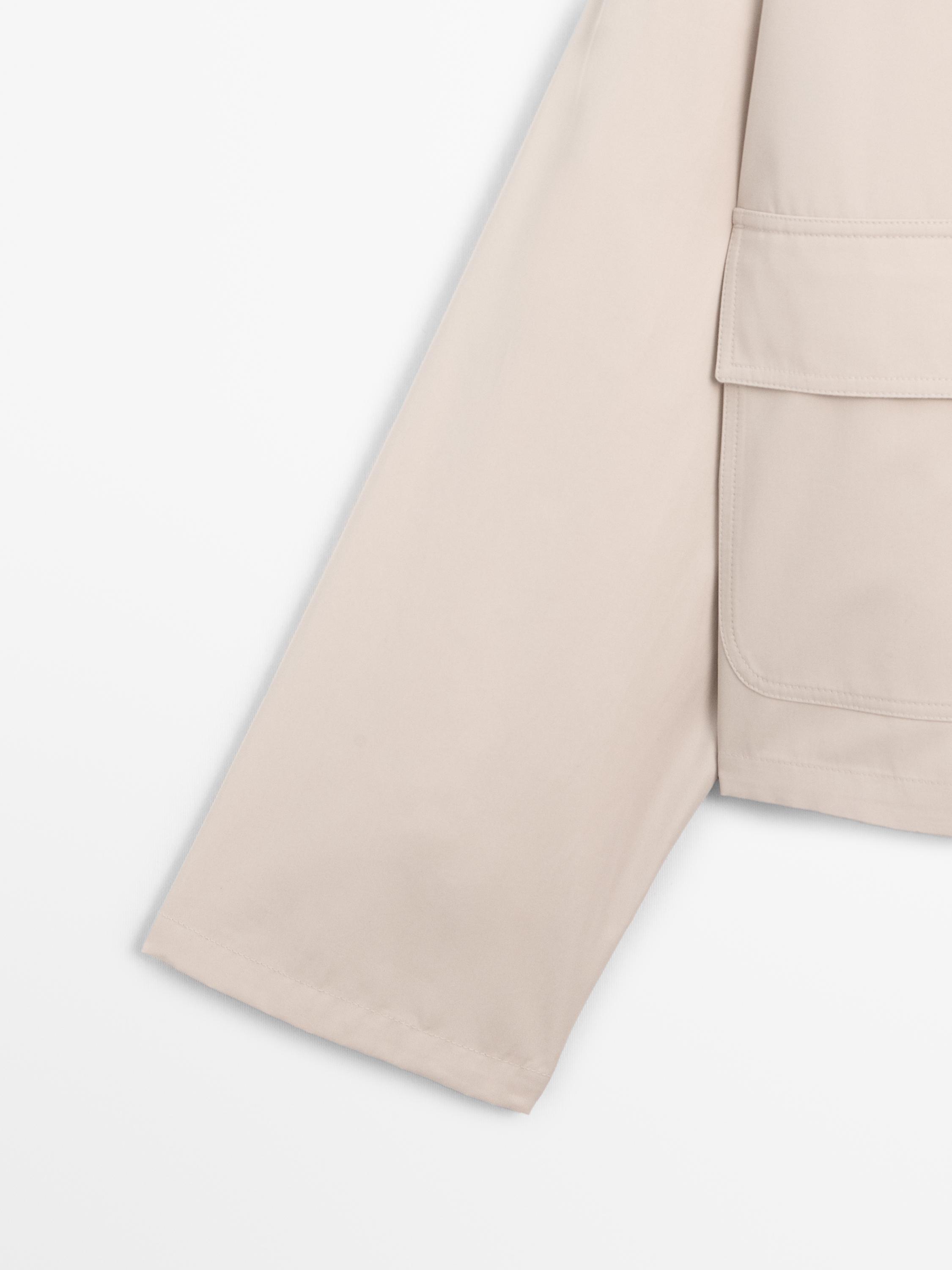 Chaqueta capa water repellent