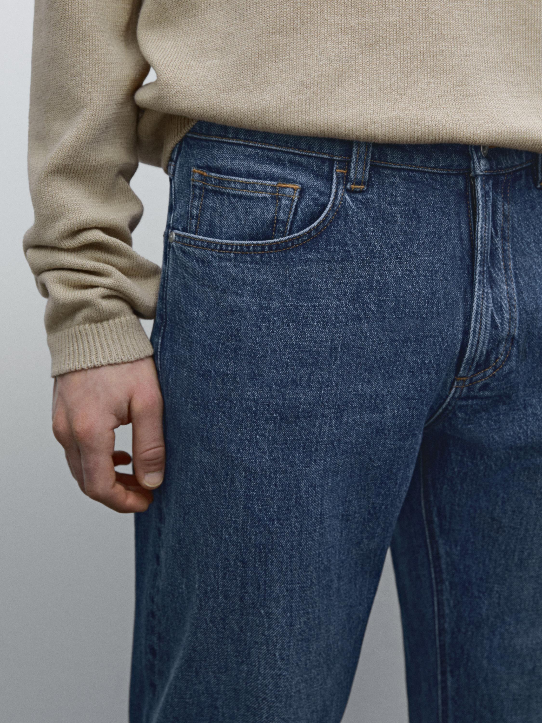 Tapered fit jeans