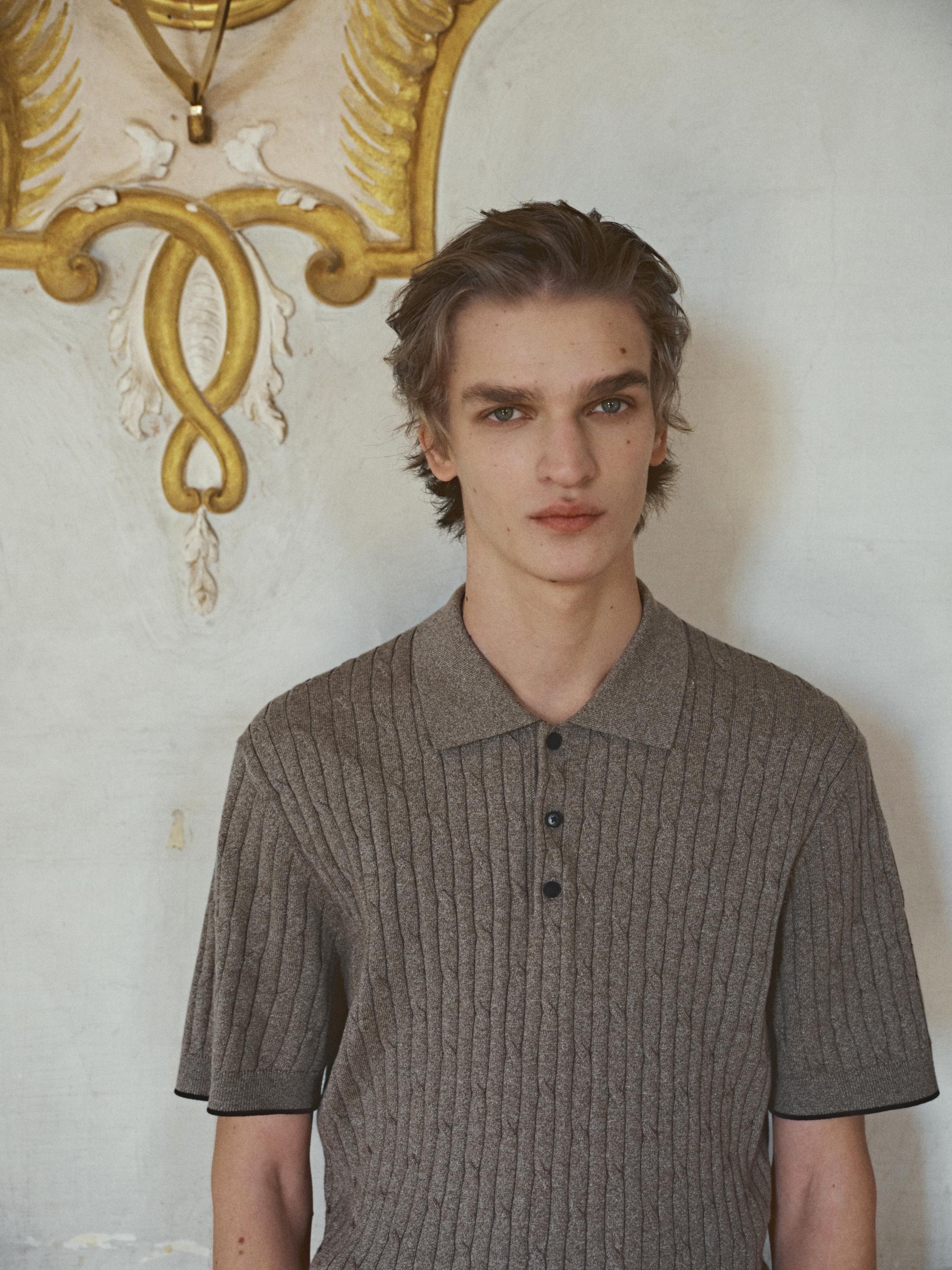 Cotton blend cable-knit polo sweater — Dark beige