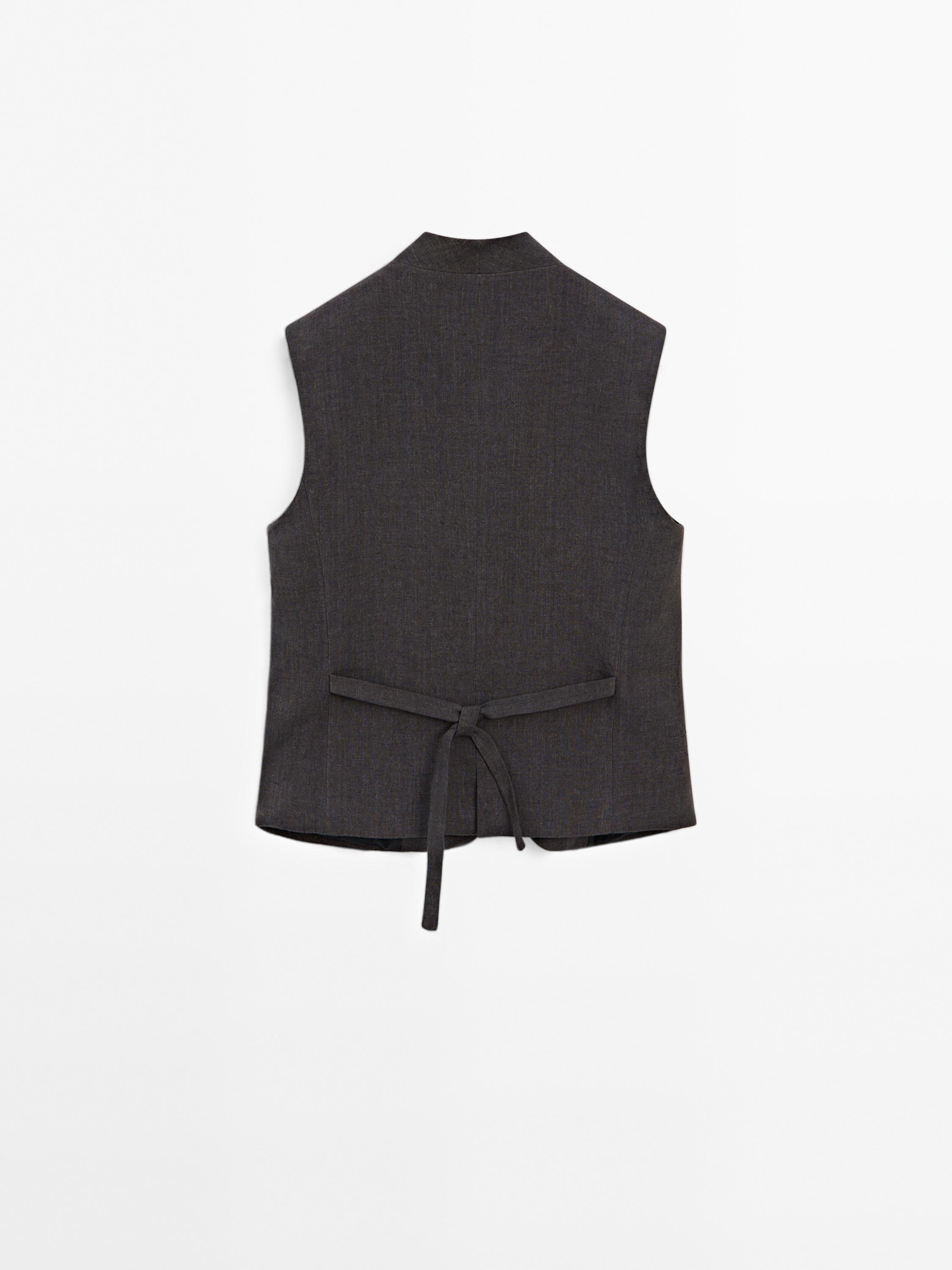 100% linen V-neck waistcoat