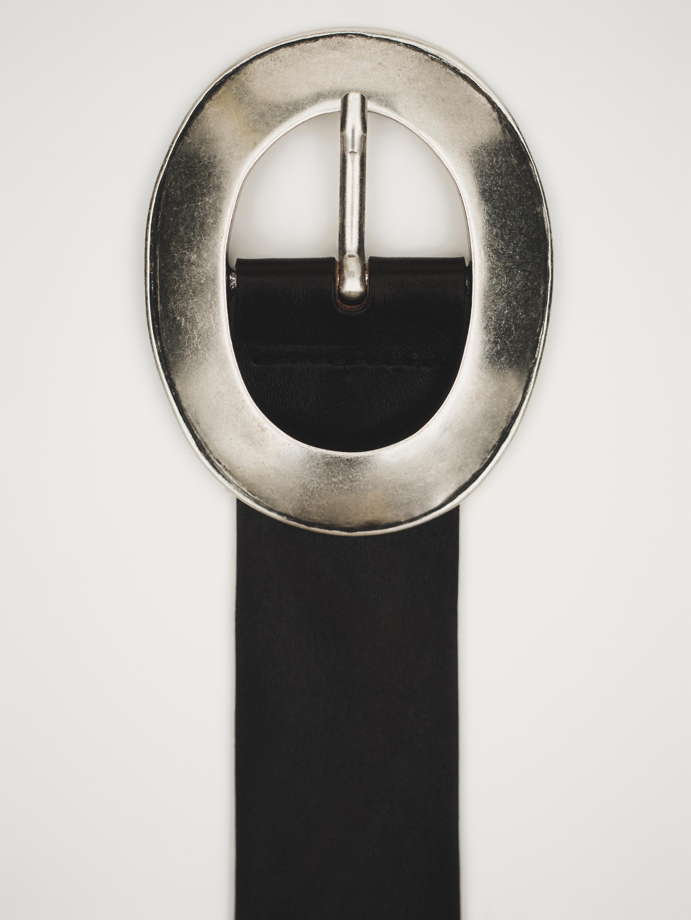 Nappa leather belt with oval buckle
