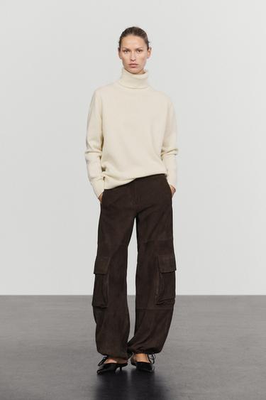 Wool blend turtleneck knit sweater — CREAM 8