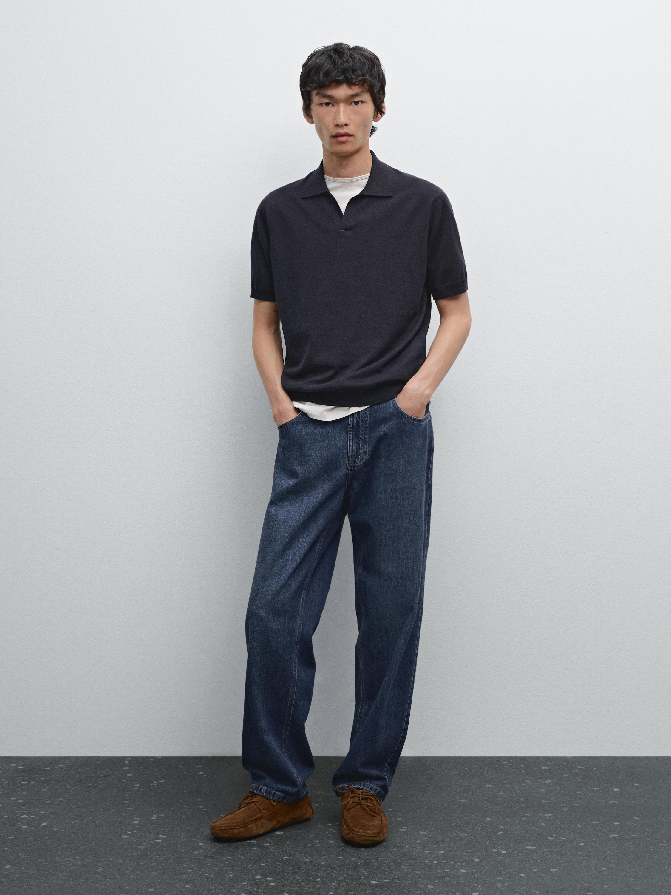 V-neck knitted polo shirt with linen