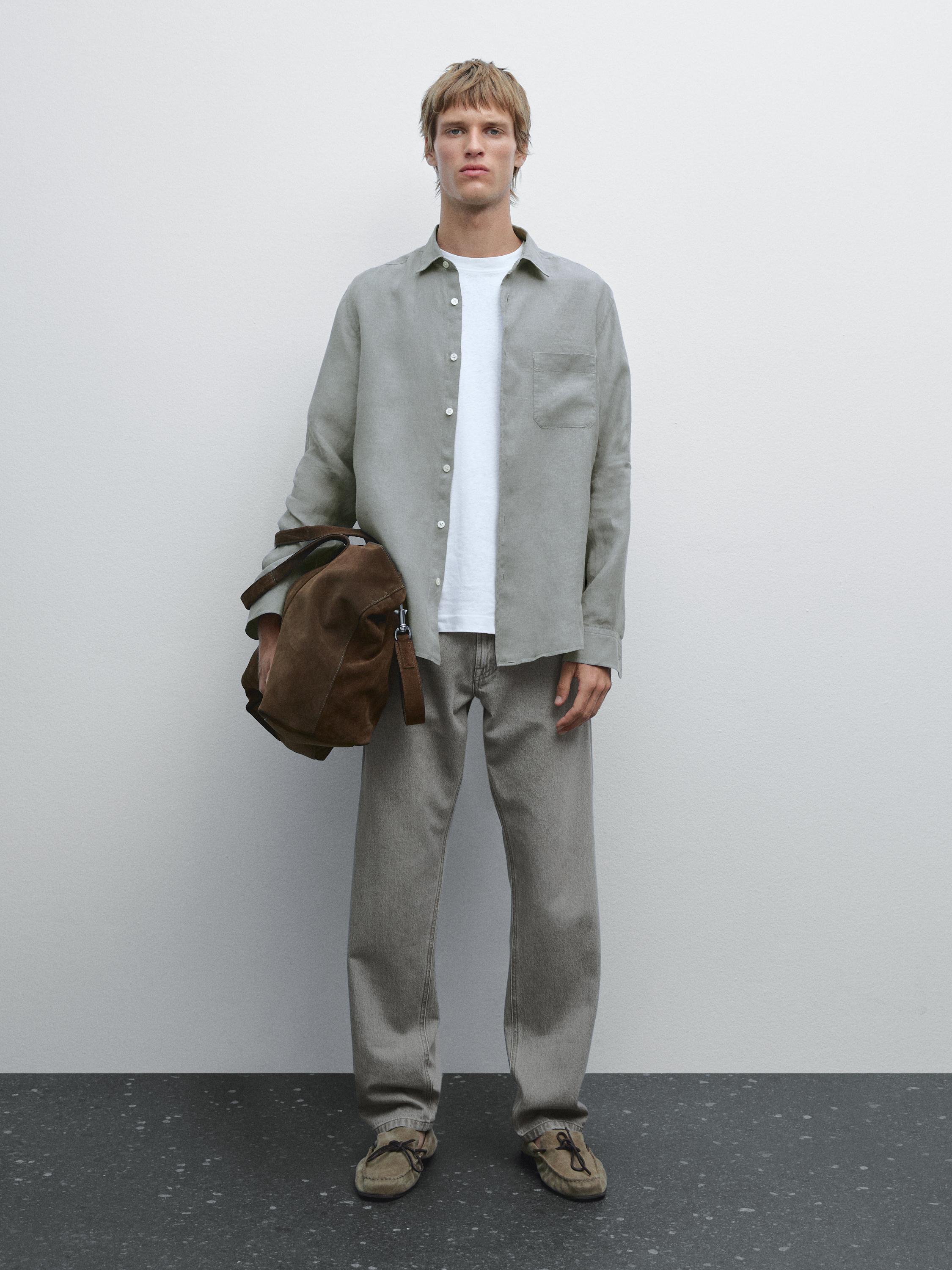 Regular-fit shirt with pocket