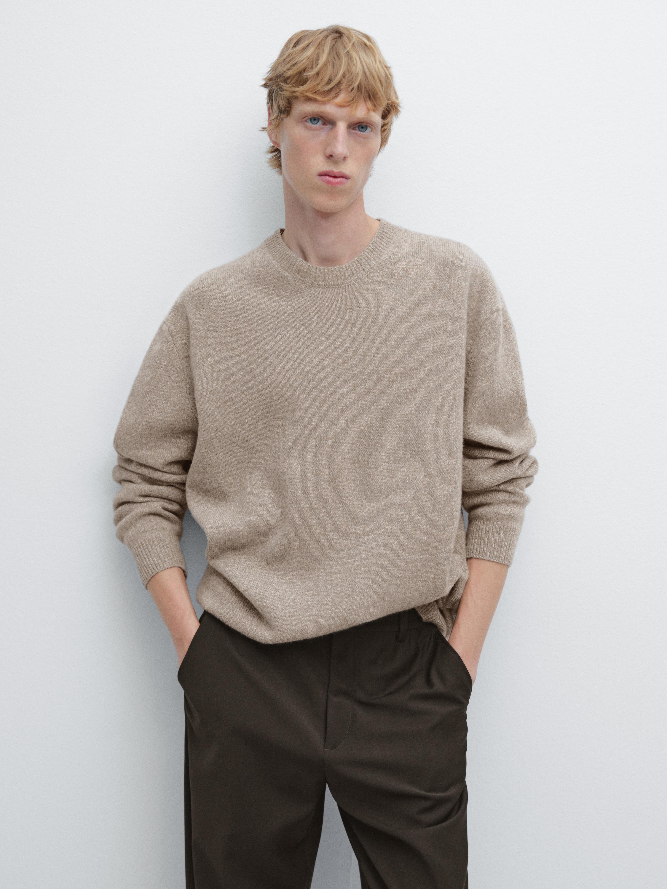 Crew neck melange knit sweater
