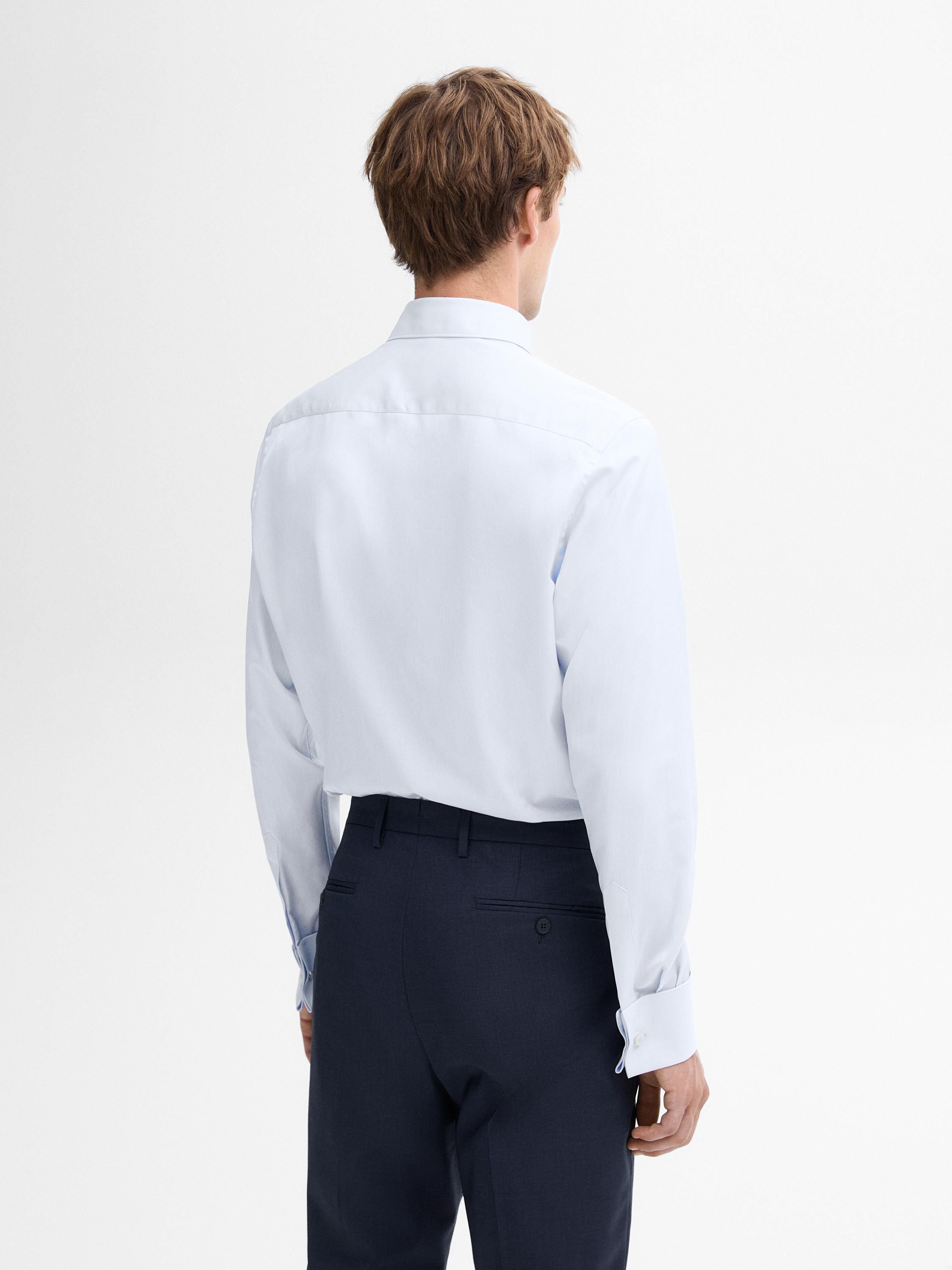 Slim fit cotton shirt with double cuffs