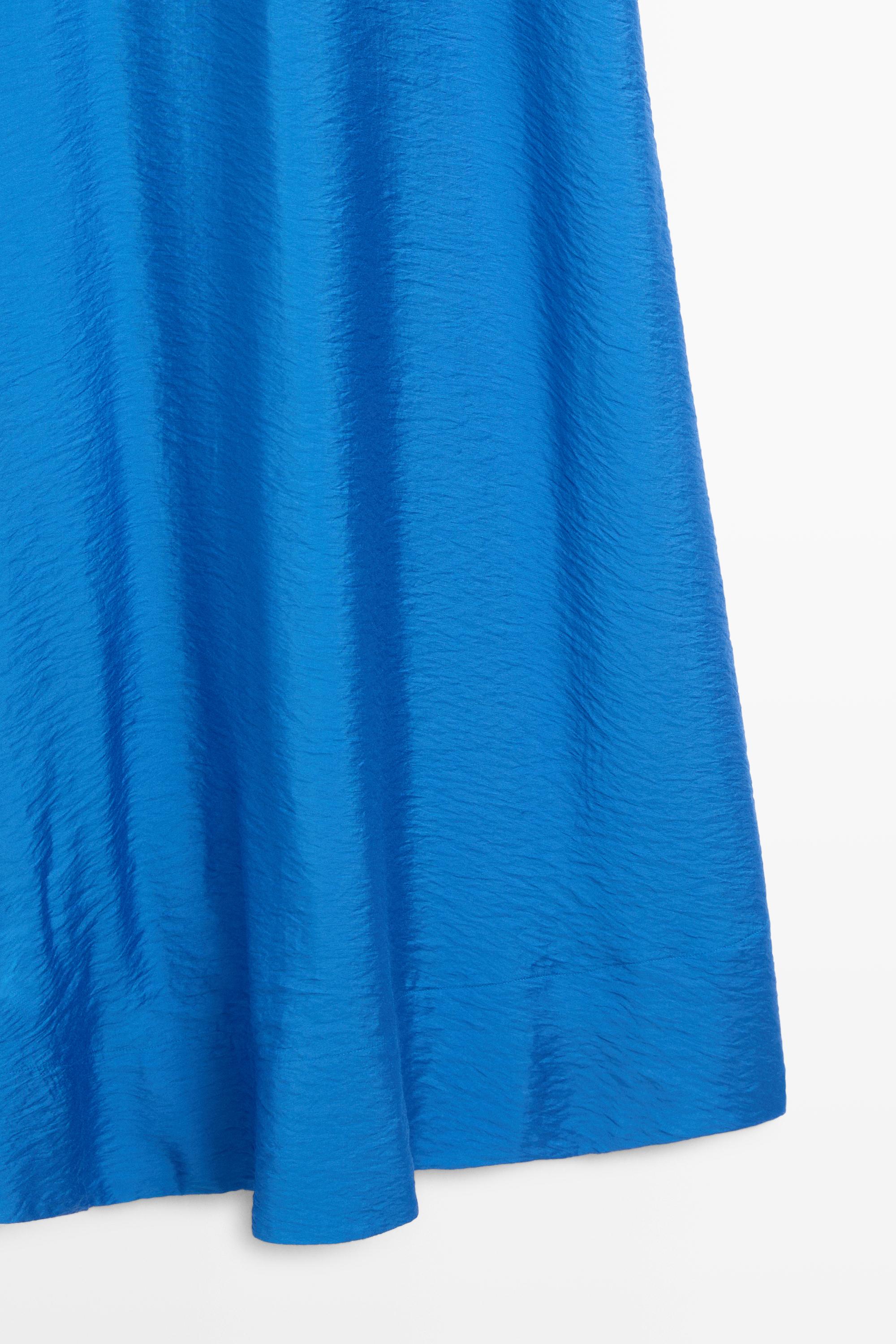 Flowing long halter dress — BLUE