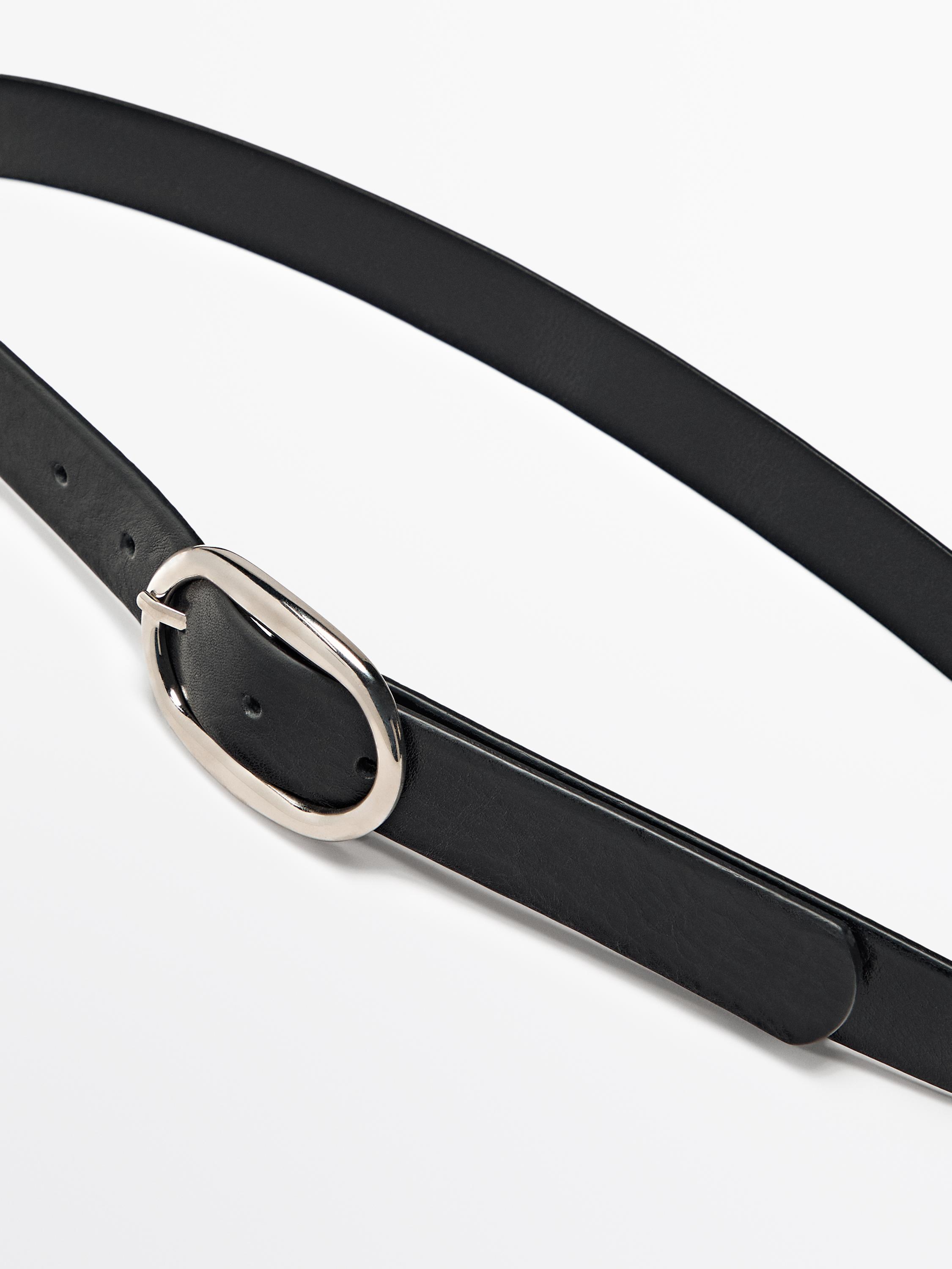 Leather belt with oval buckle