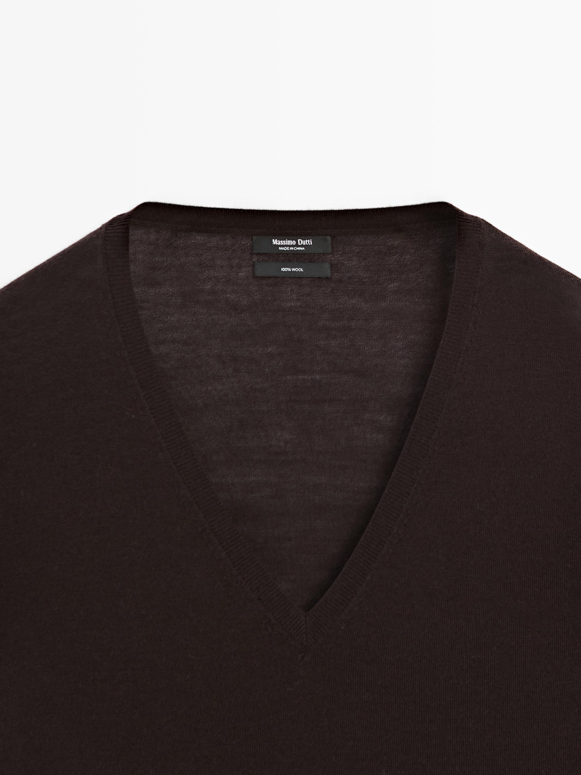 100% wool V-neck knit sweater — BROWN