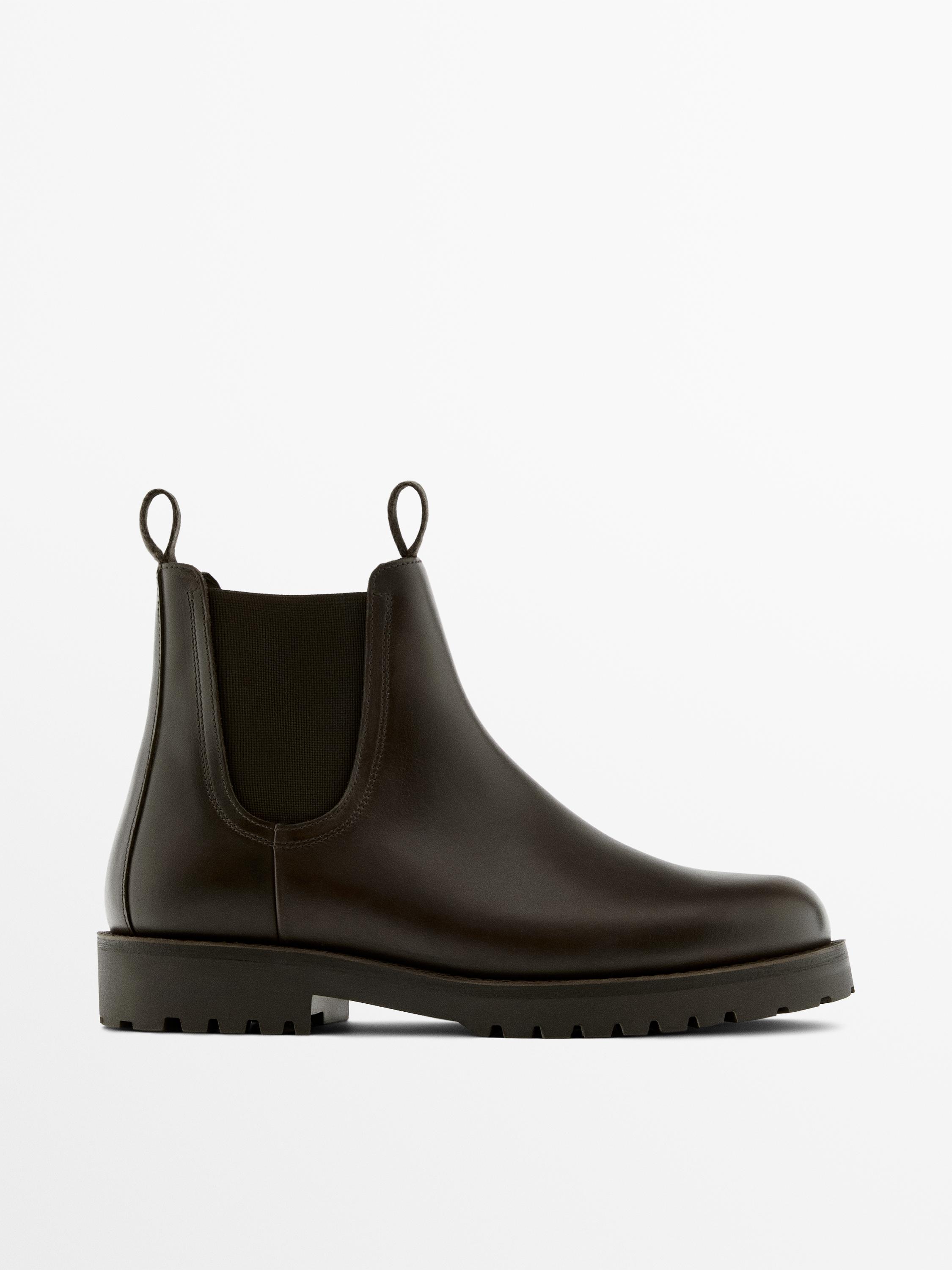 Split leather Chelsea boots