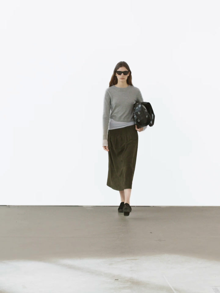 Suede leather midi skirt with topstitching