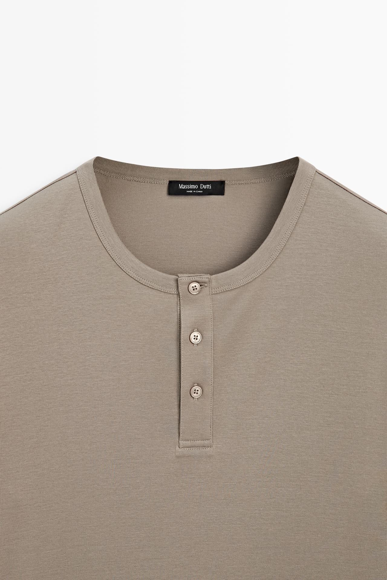 100% cotton henley T-shirt — BROWN