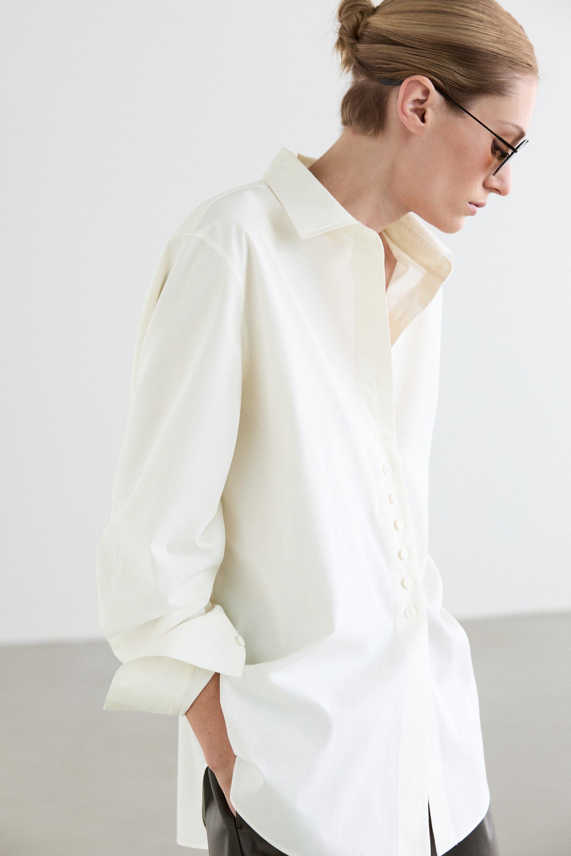 100% cotton shirt with button details — Off white