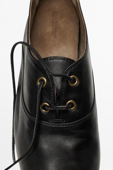 Soft leather lace-up shoe — BLACK 7