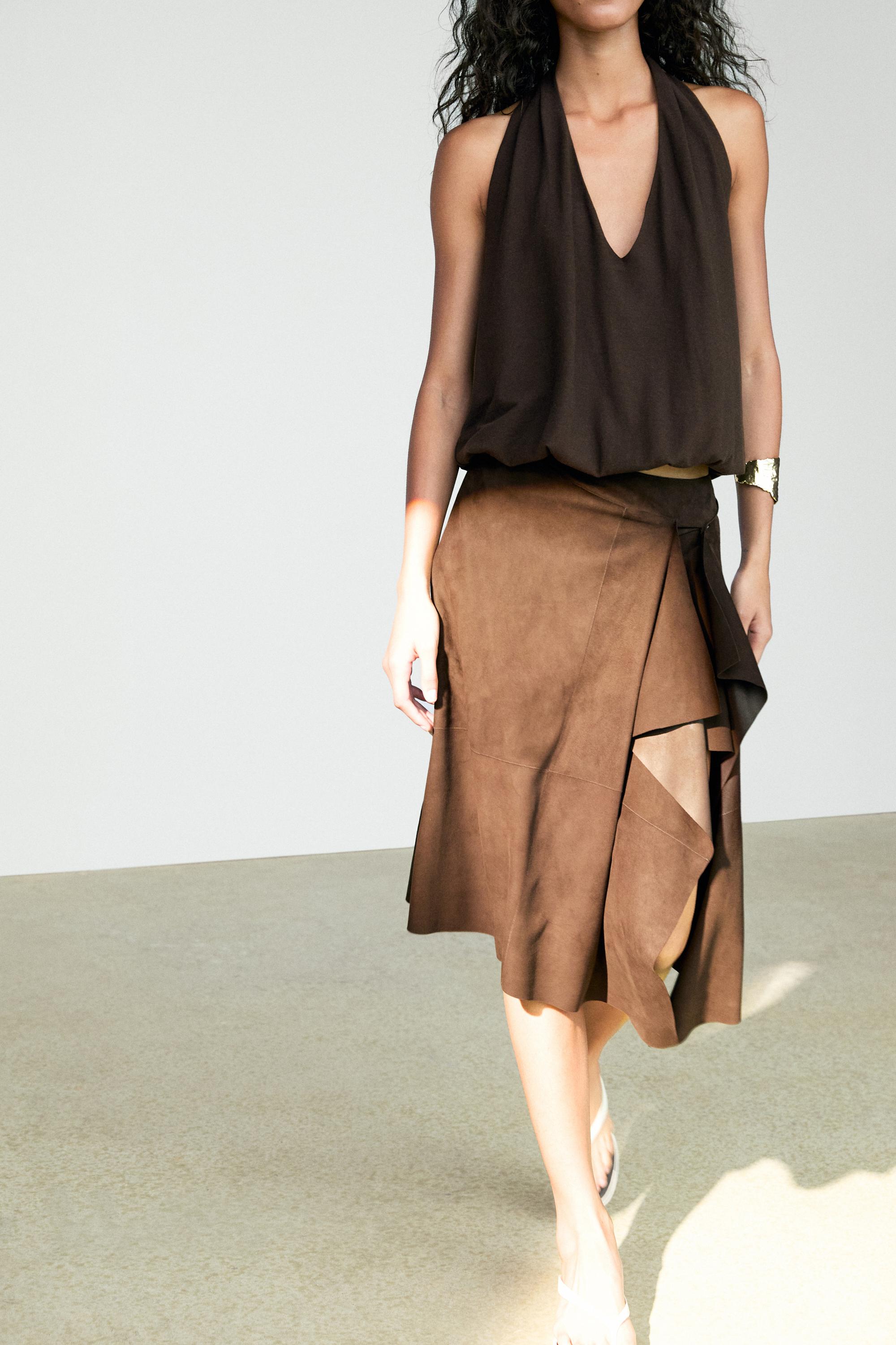 Suede leather midi skirt with ruffle detail — BROWN