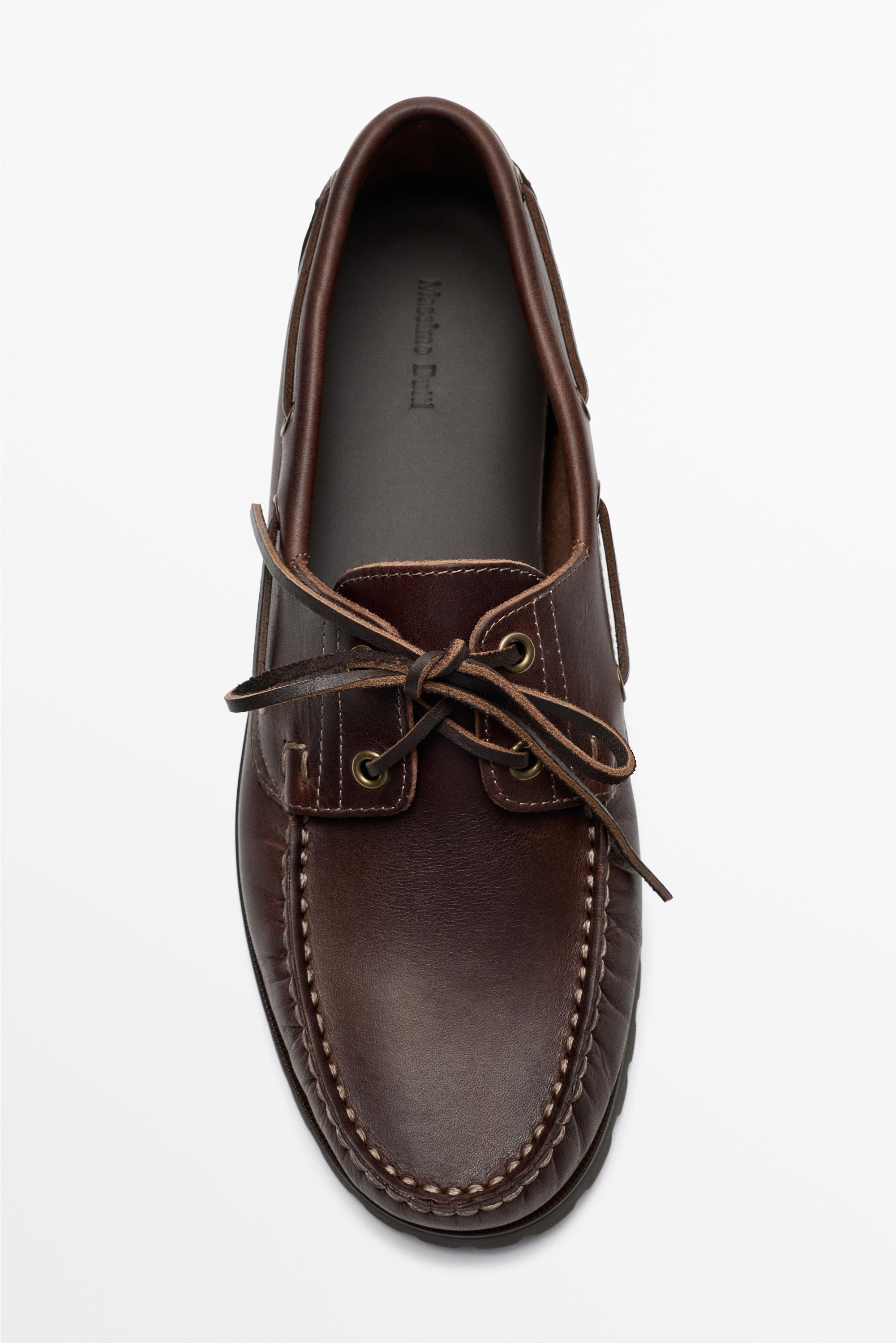 Chaussure bateau en nappa