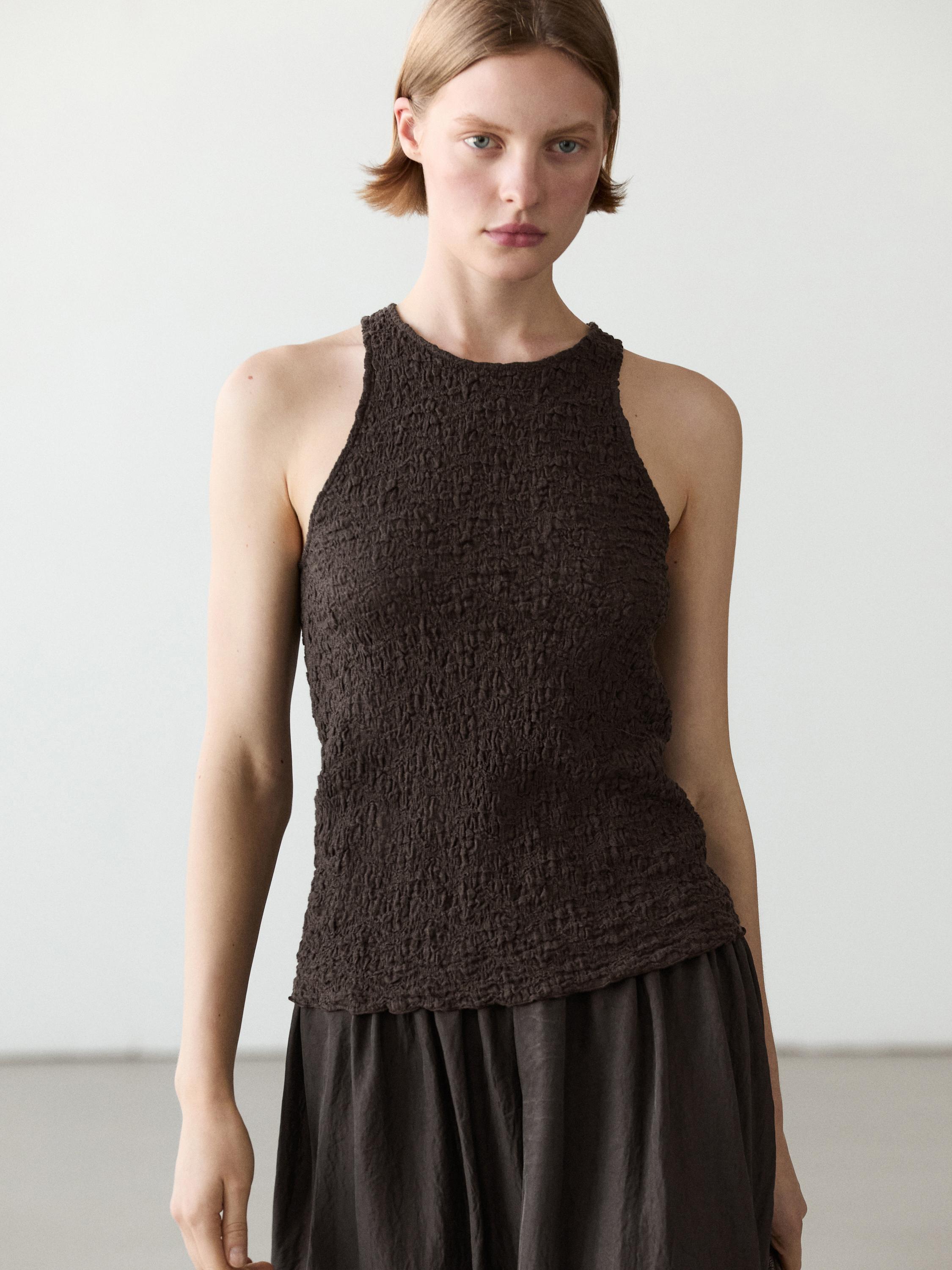 Textured halter top — BROWN