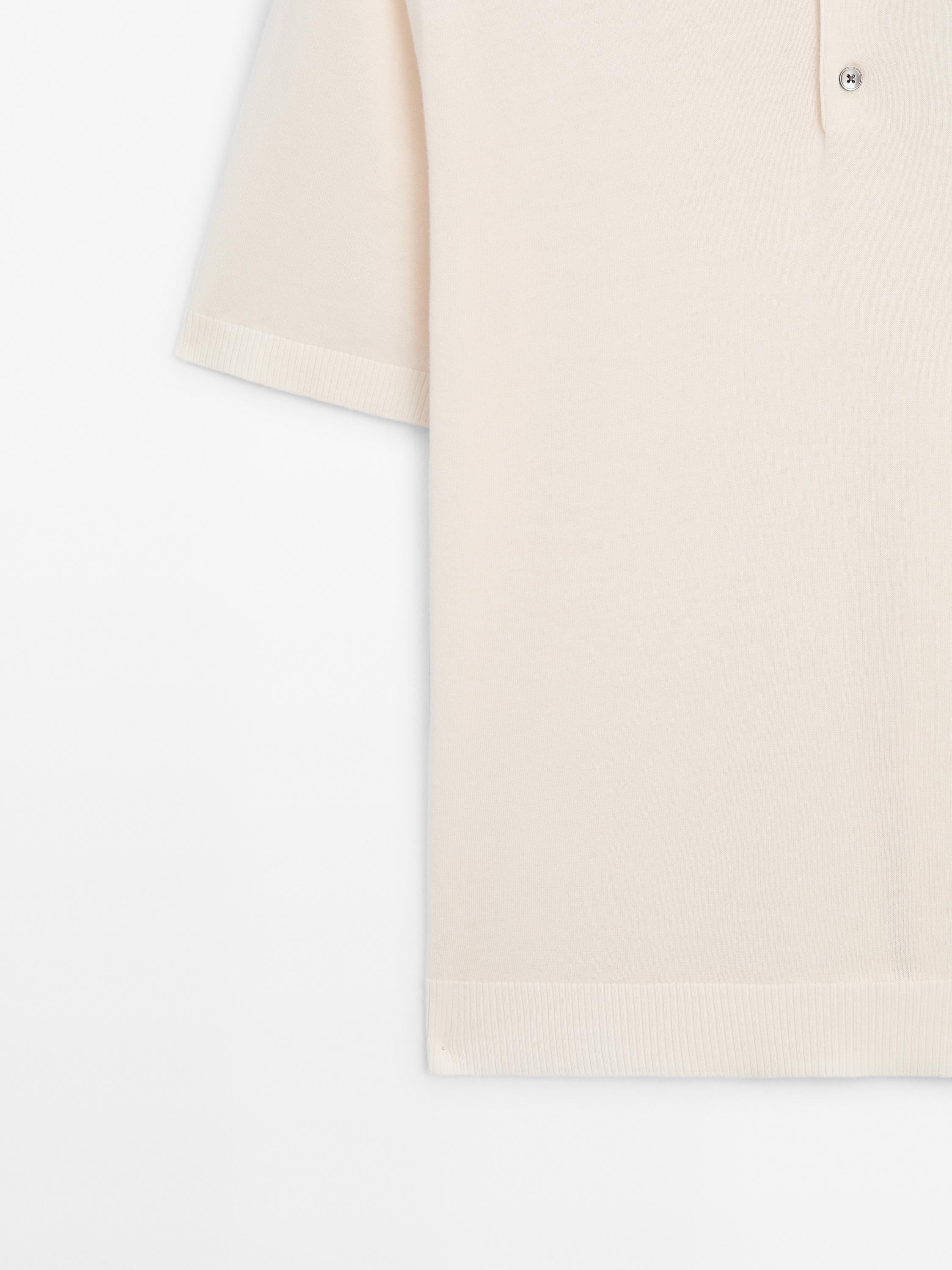 Short sleeve knit polo shirt