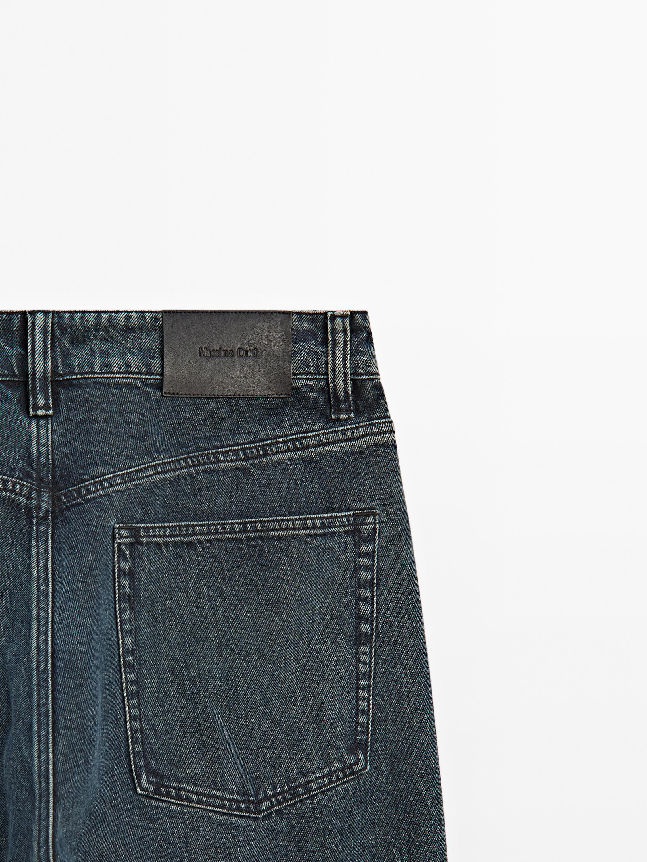 Wide-leg jeans