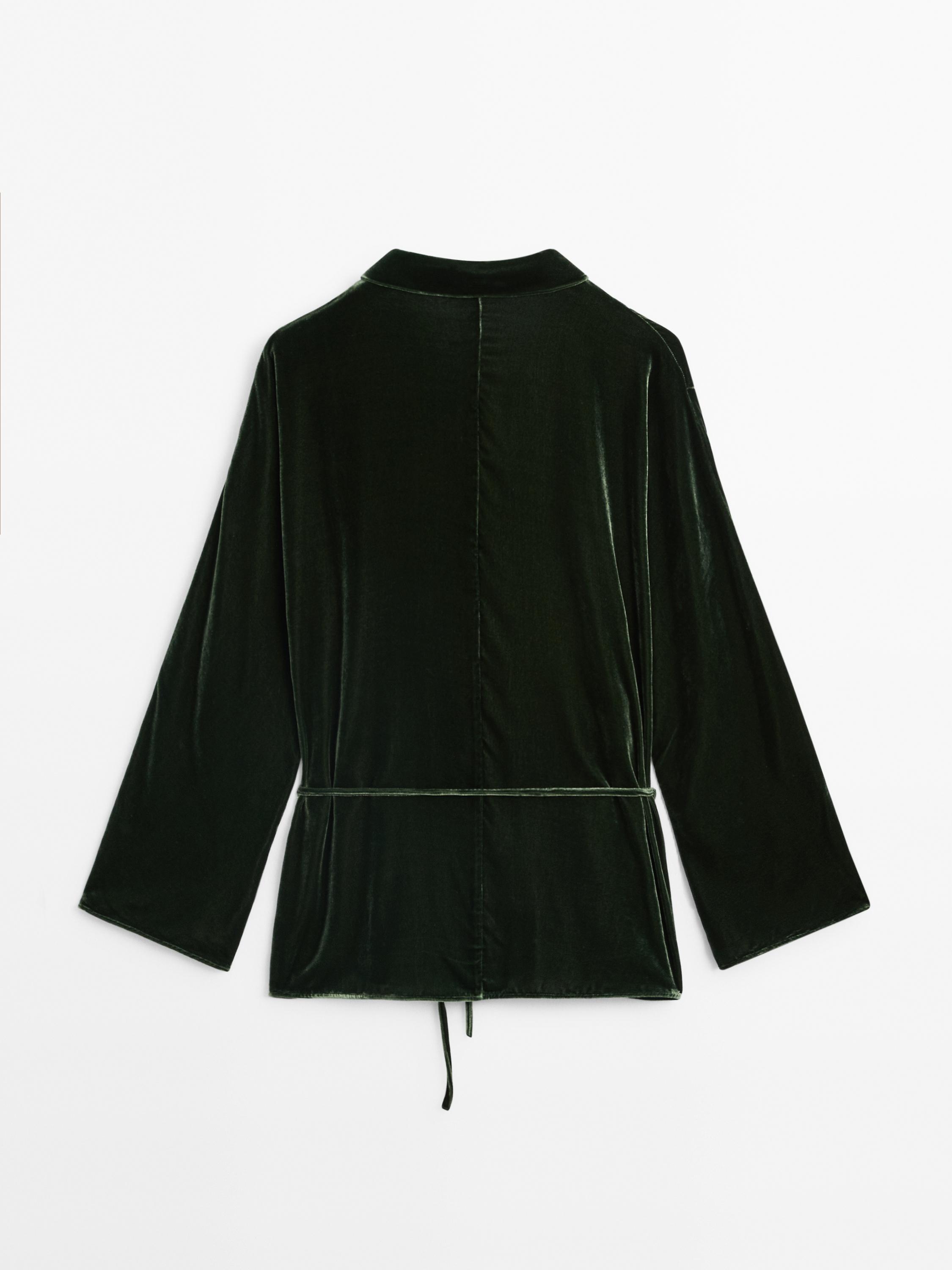 Velvet tied kimono