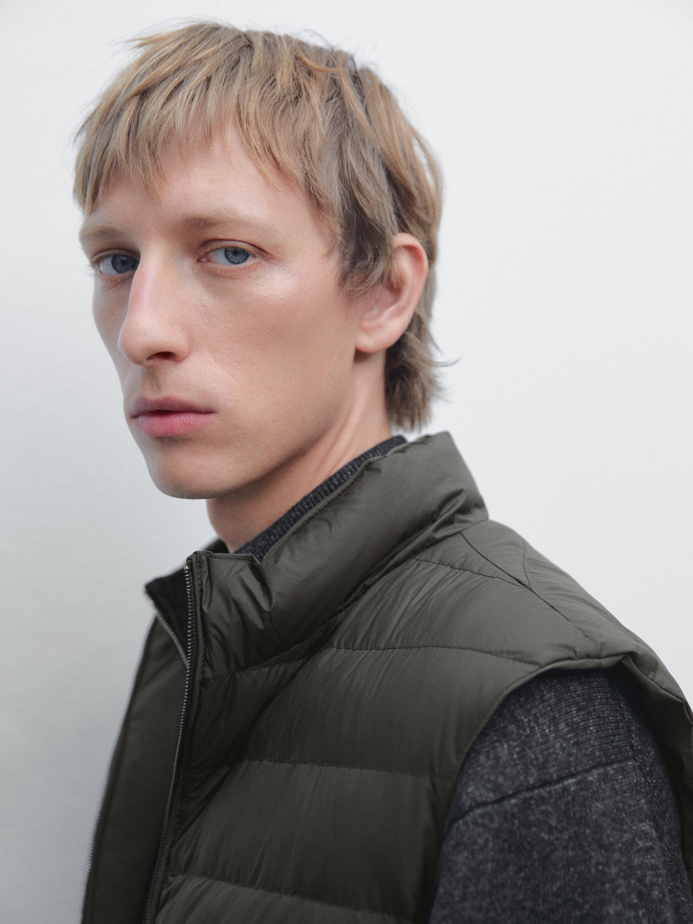 Water-repellent reversible gilet