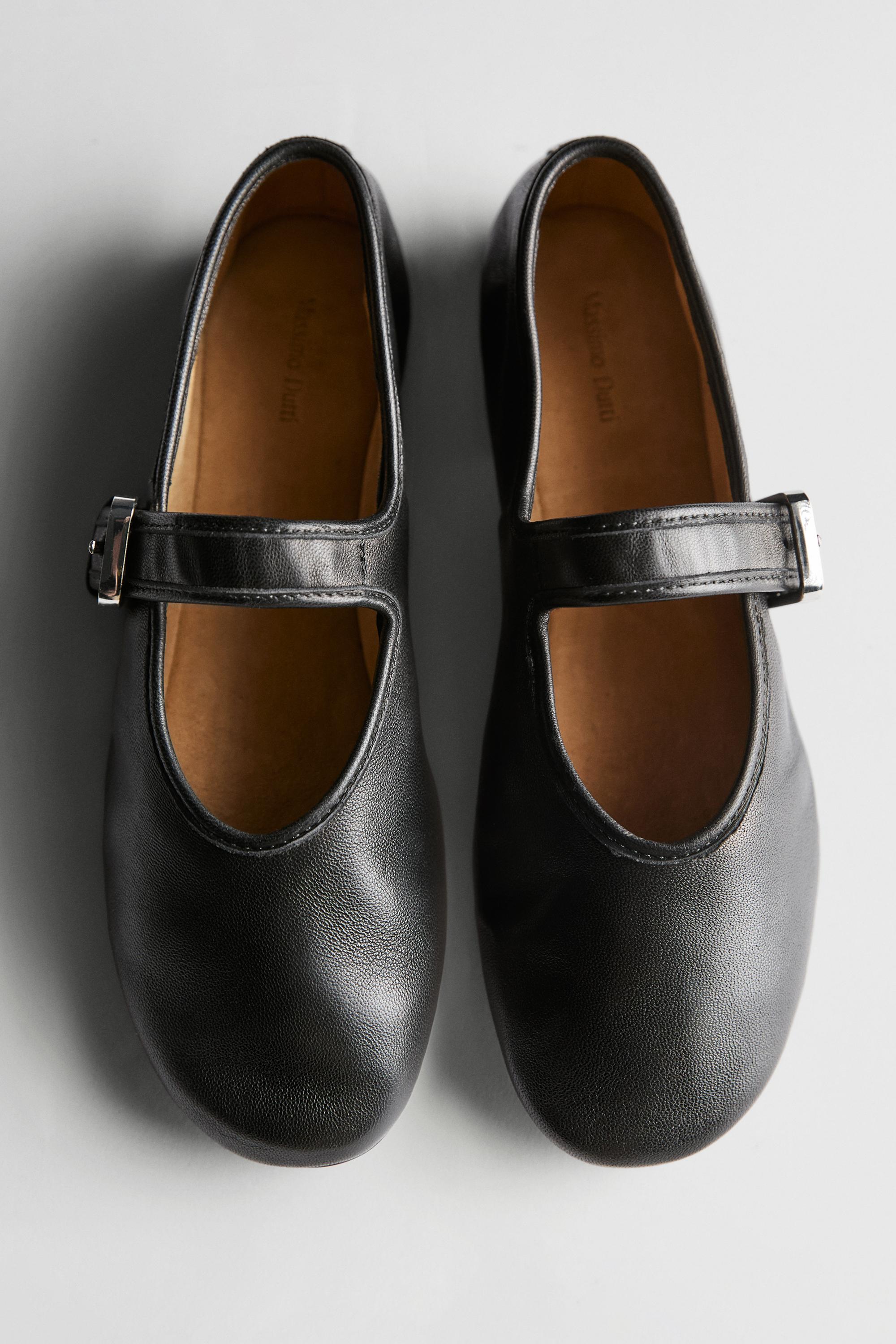 Soft leather ballerinas