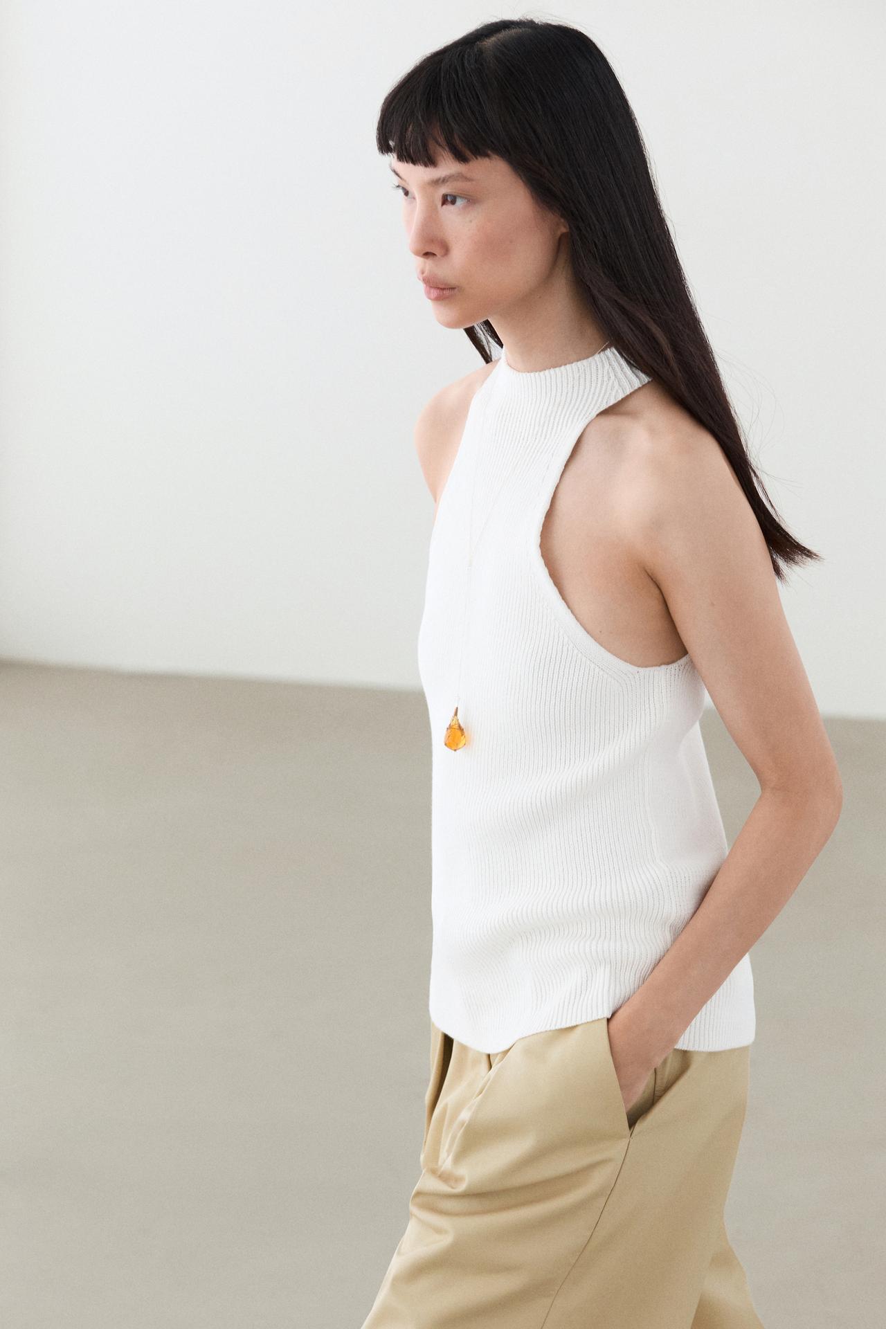 Cotton blend halter top with ribbed detail — WHITE