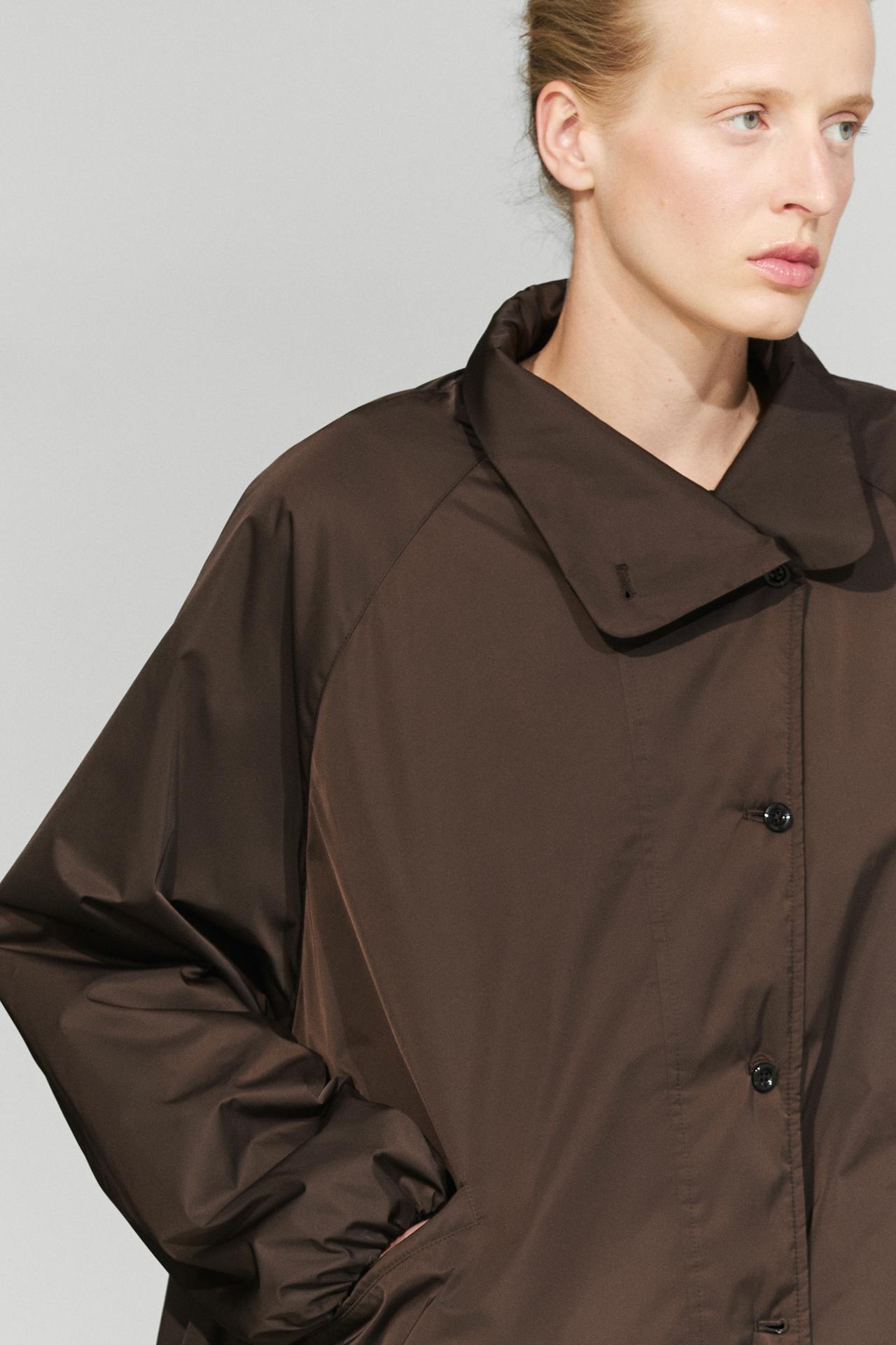 Voluminous puffer jacket — MOLE BROWN
