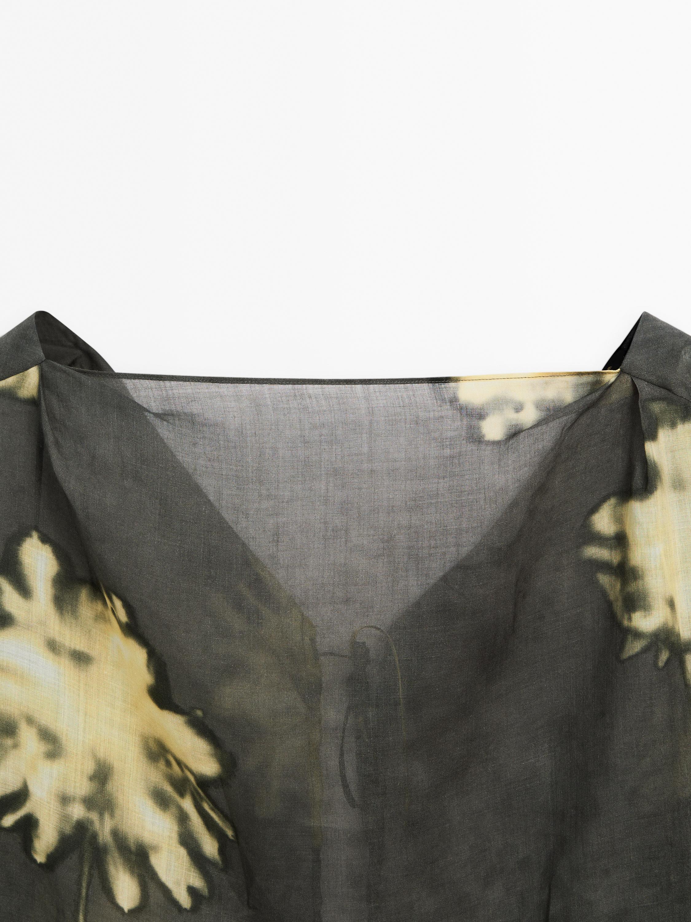 Long sleeve top with drawstring detail