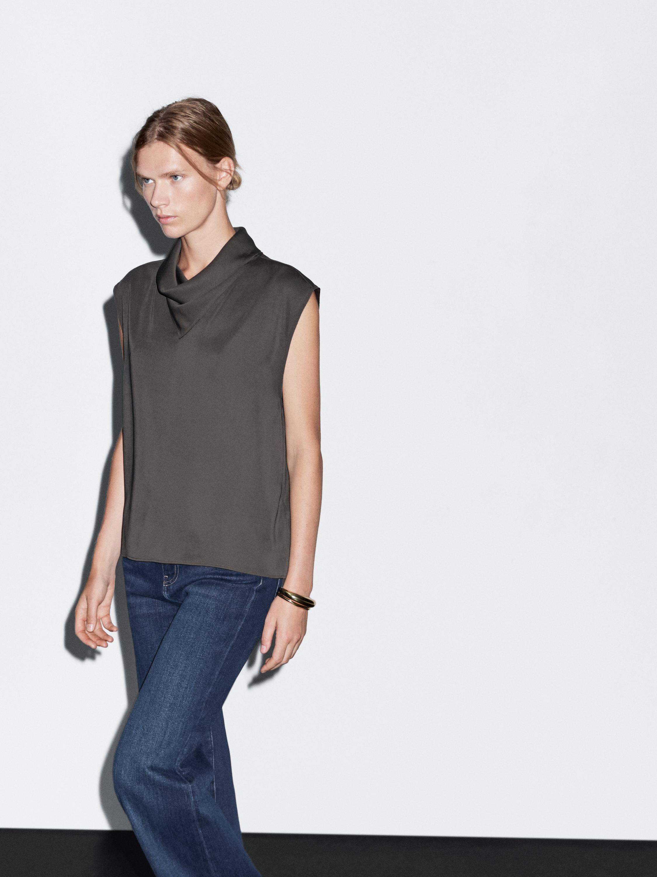 Dongeribukse med sleng og mellomhøyt liv