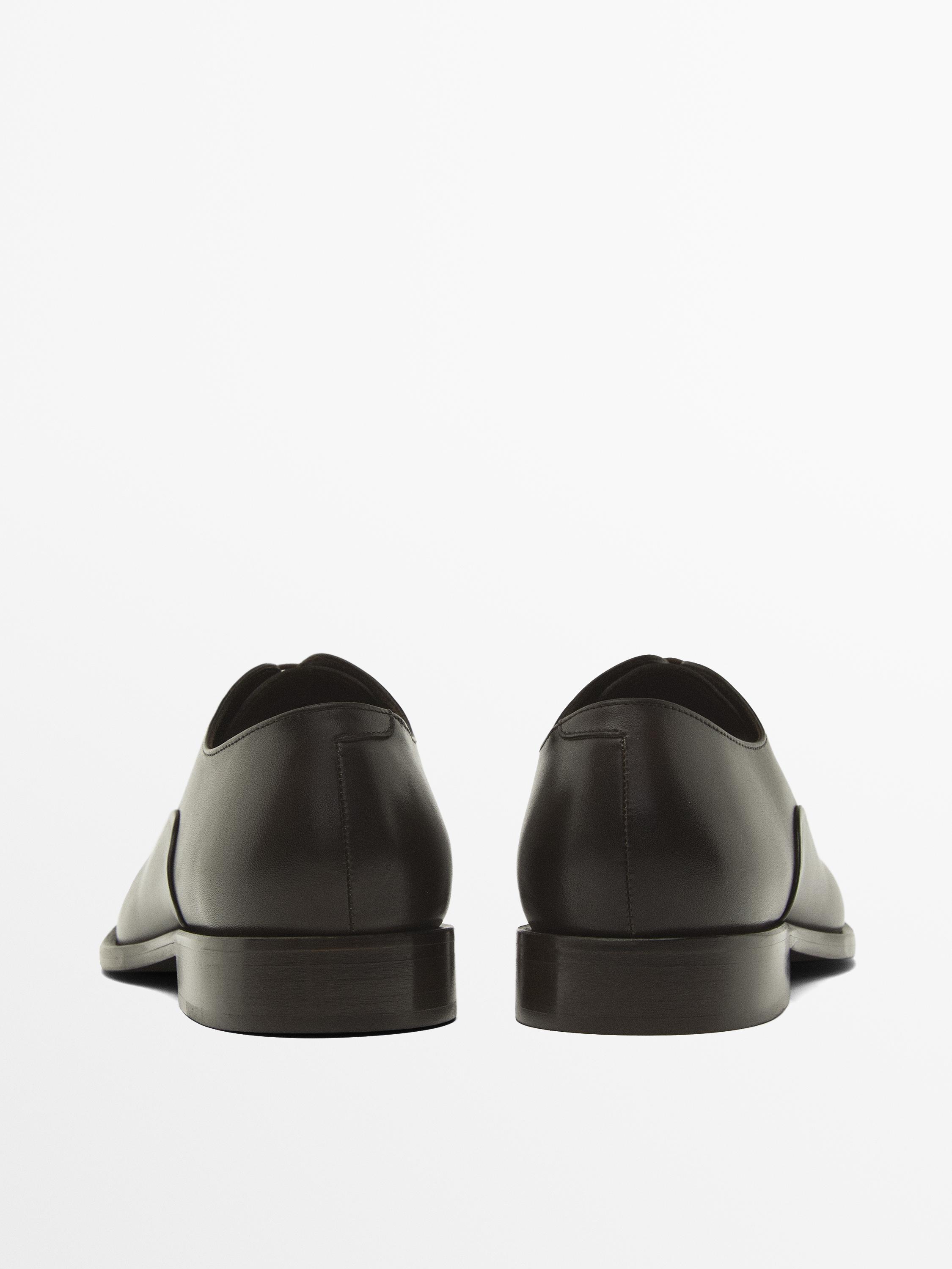 Oxford shoes — BROWN