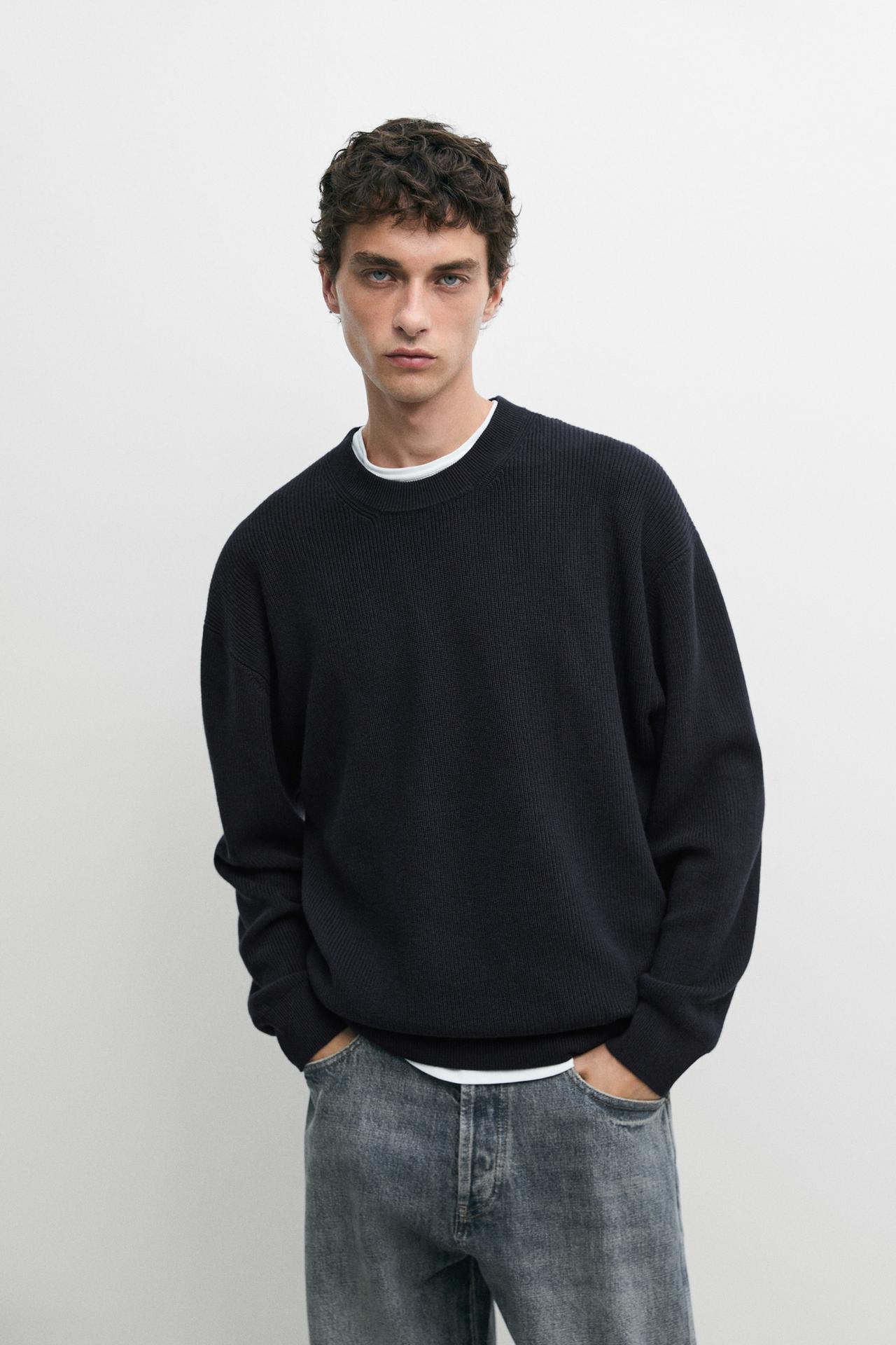 Round neck knit sweater — NAVY BLUE