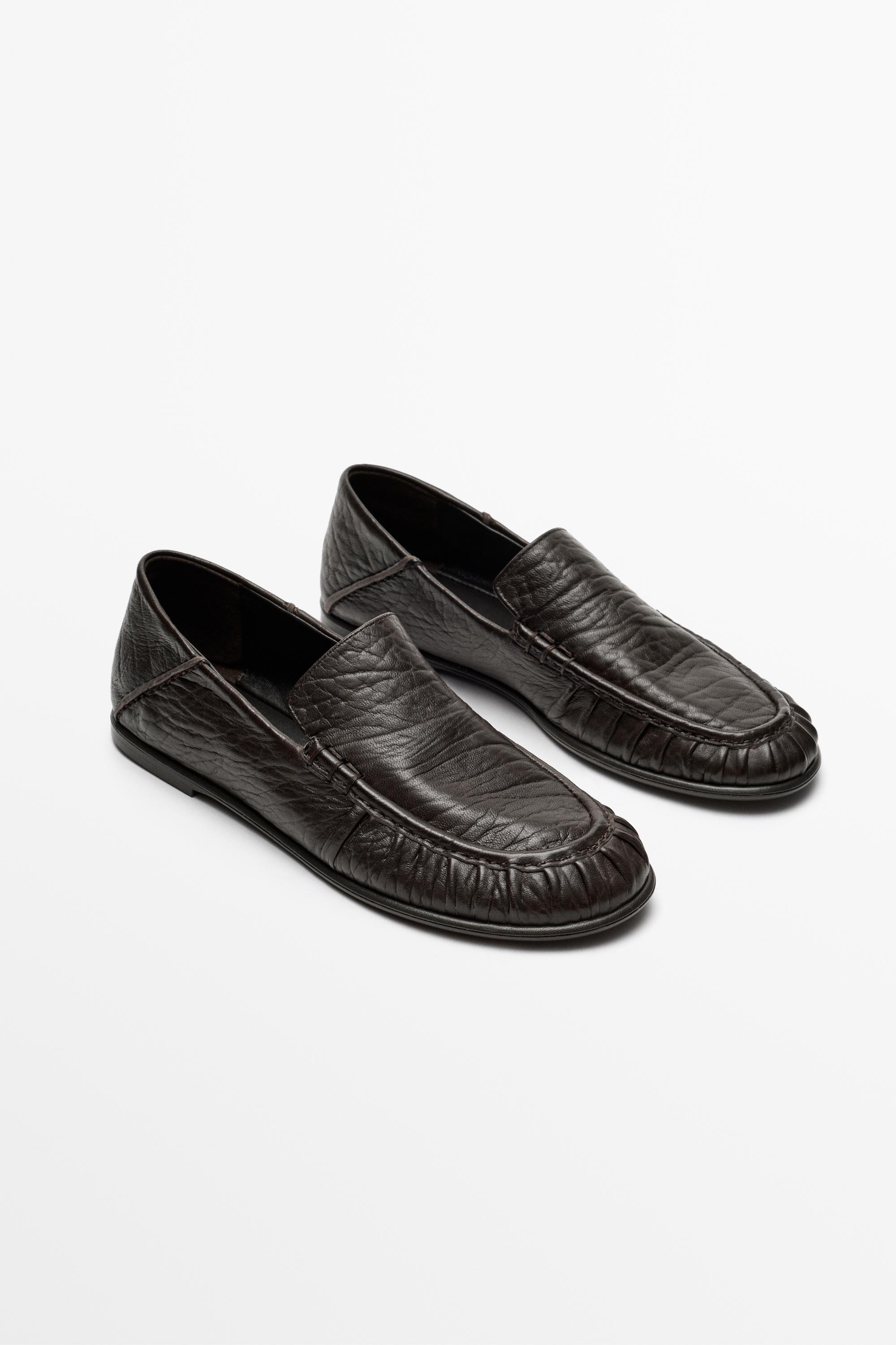 Milled leather loafer — BROWN
