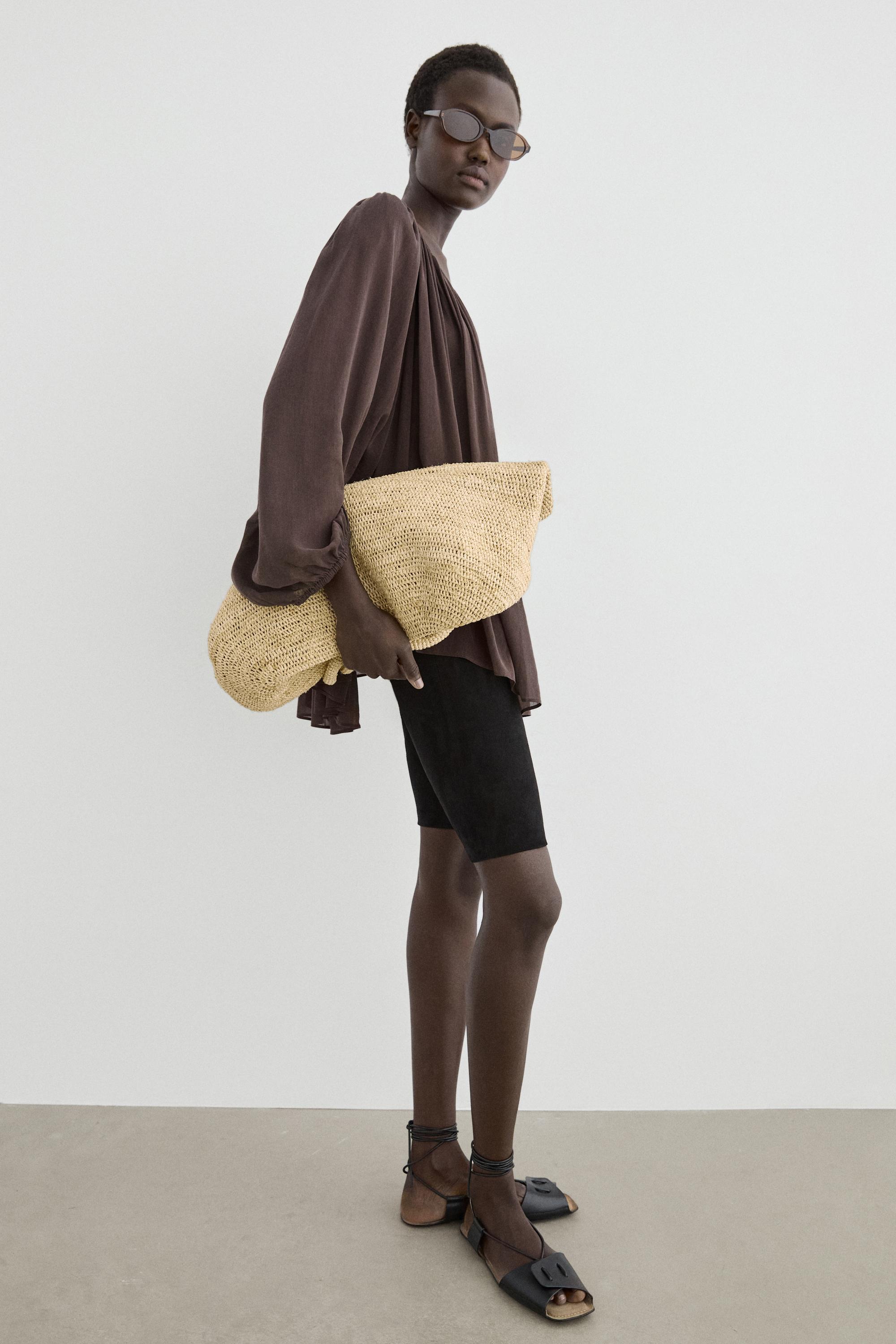 Flowing shirt with gathered details — BROWN