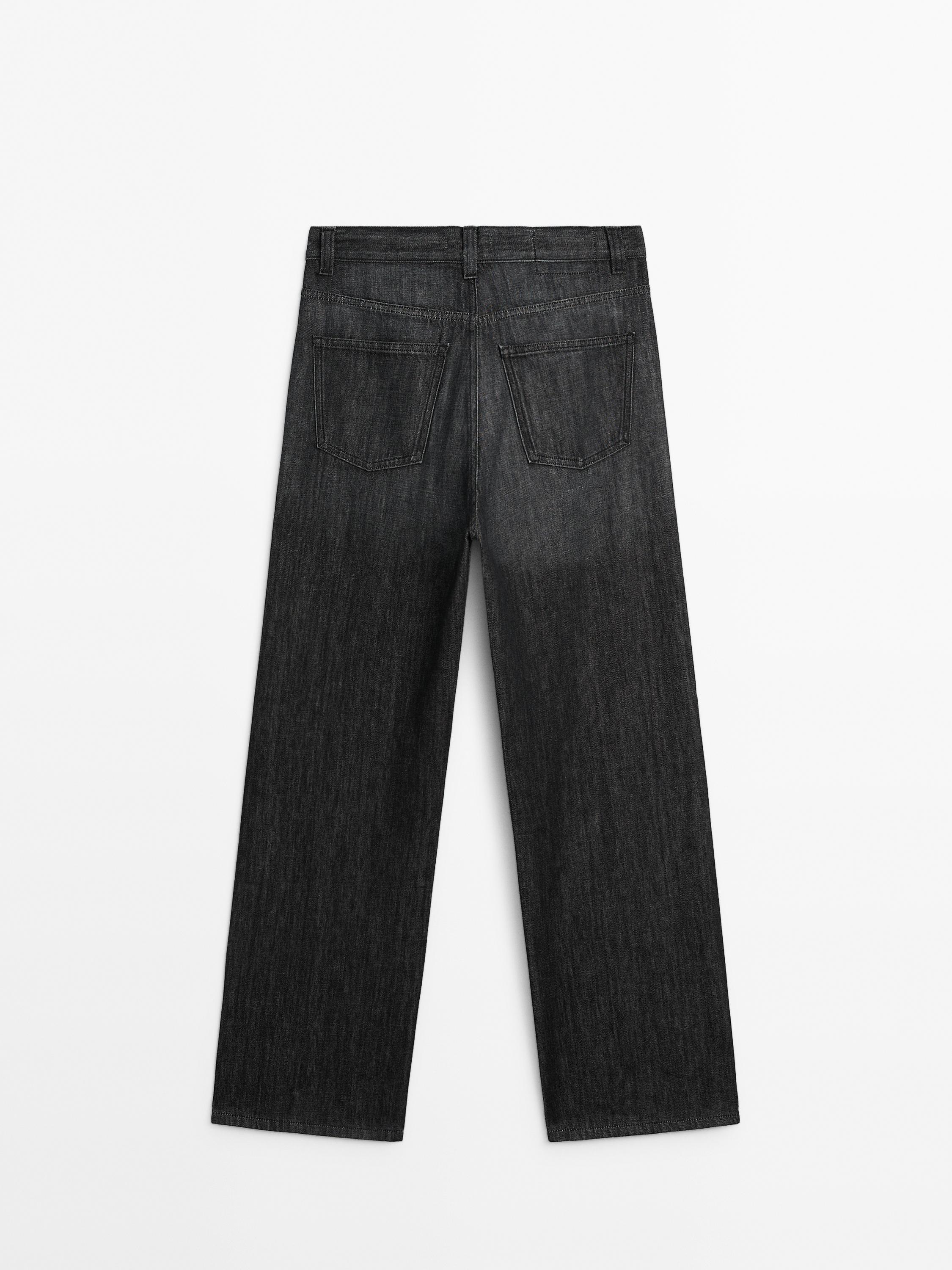 High-waist wide-leg jeans
