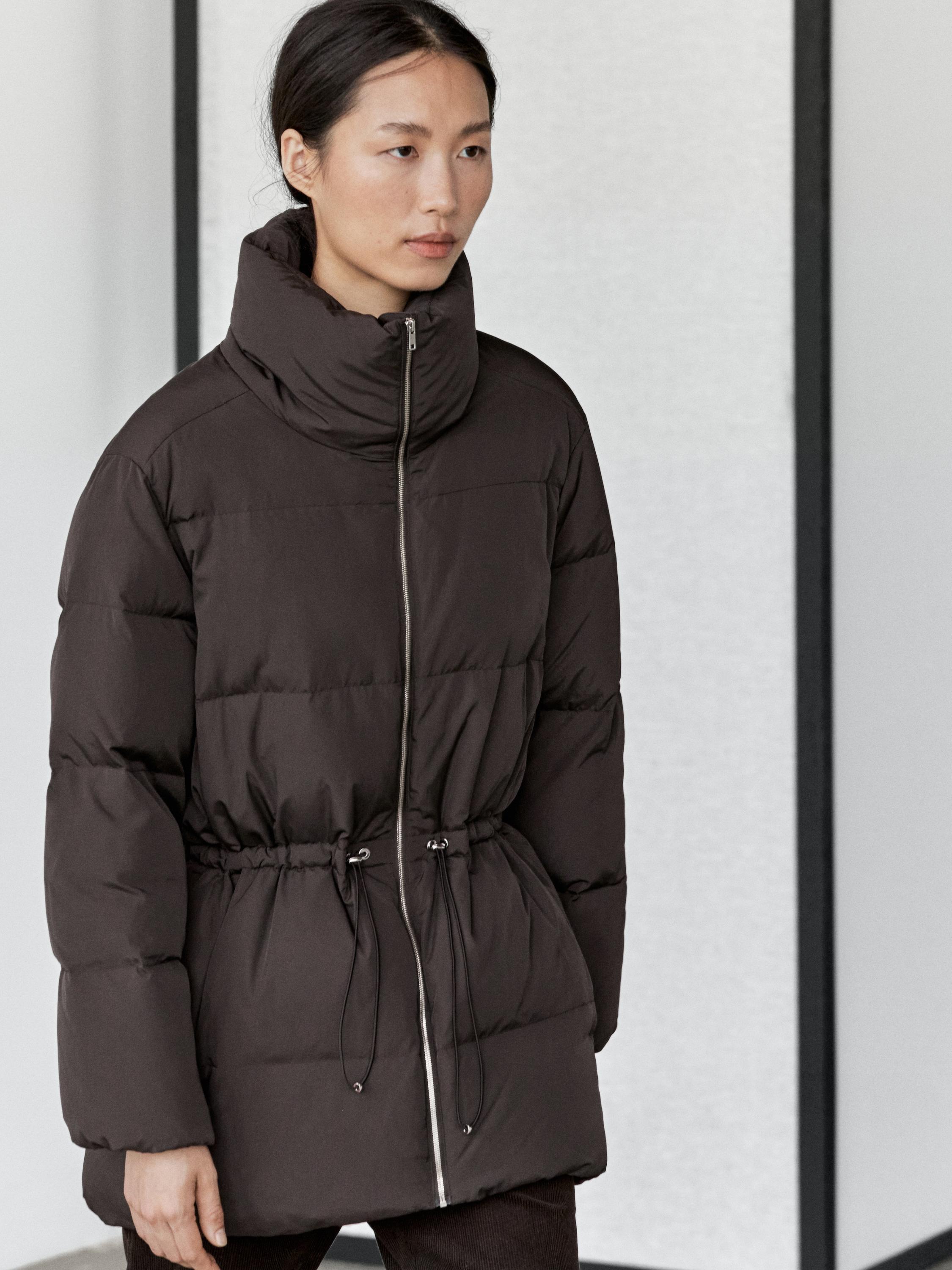 Water-repellent 80% - 20% feather down jacket